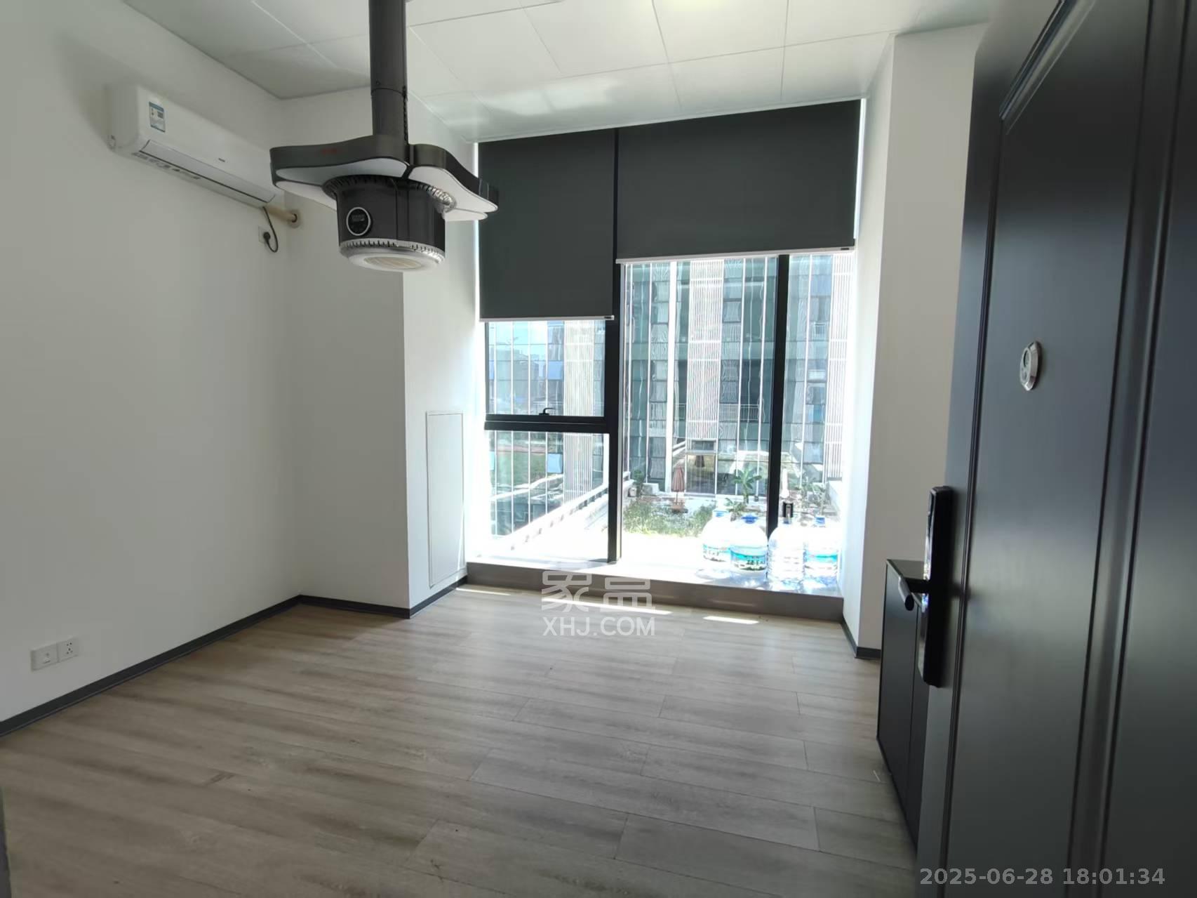 广大商务大厦 1室1厅1卫 3500.0元/月 广大商务大厦 1室1厅1卫 3500.0元/月室内图