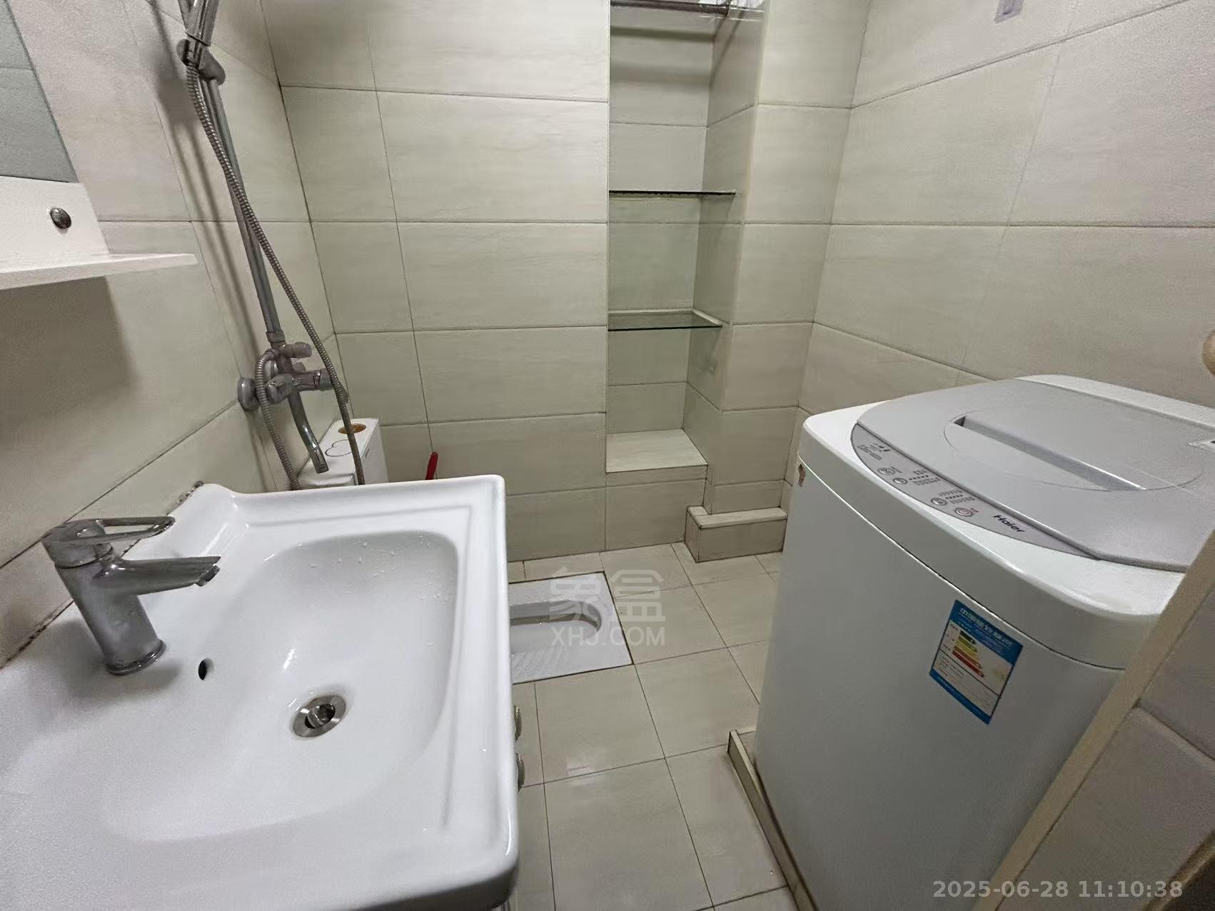 中建御山和苑  1室1厅1卫    1200.0元/月室内图