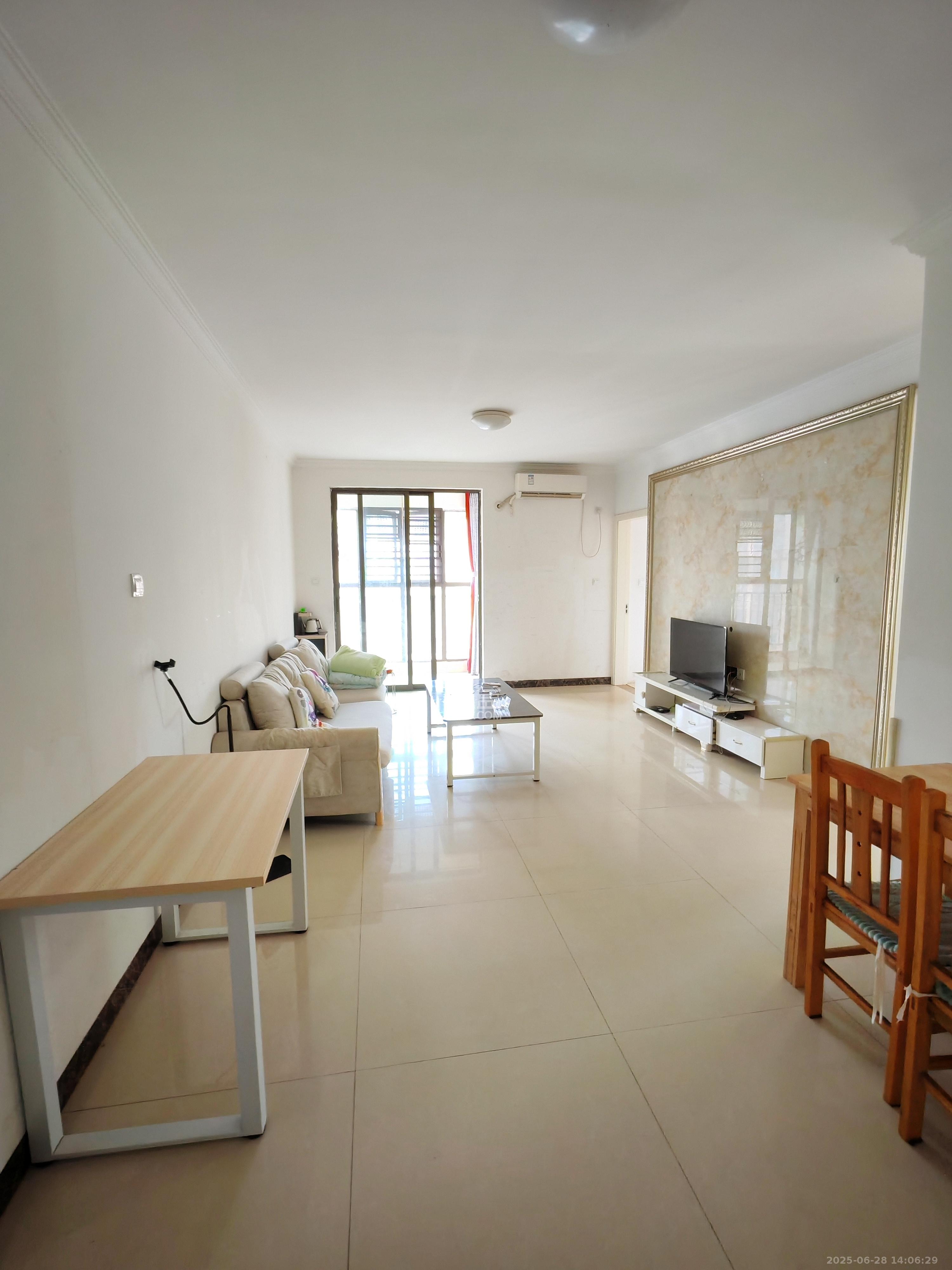 雨花公馆(紫苔名苑) 3室2厅2卫 2600.0元/月 雨花公馆(紫苔名苑) 3室2厅2卫 2600.0元/月室内图