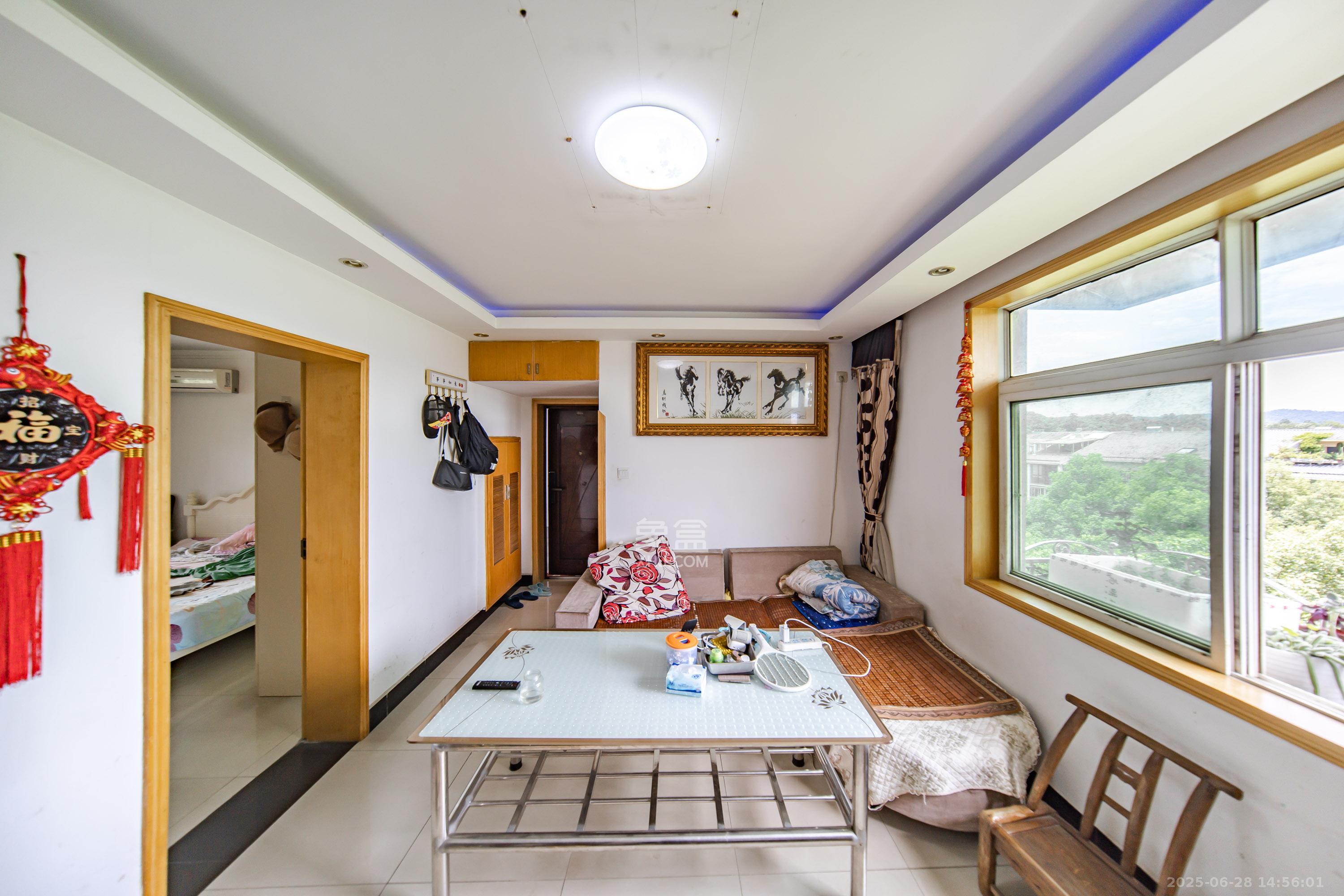 丽臣虎行山宿舍  1室1厅1卫   37.00万