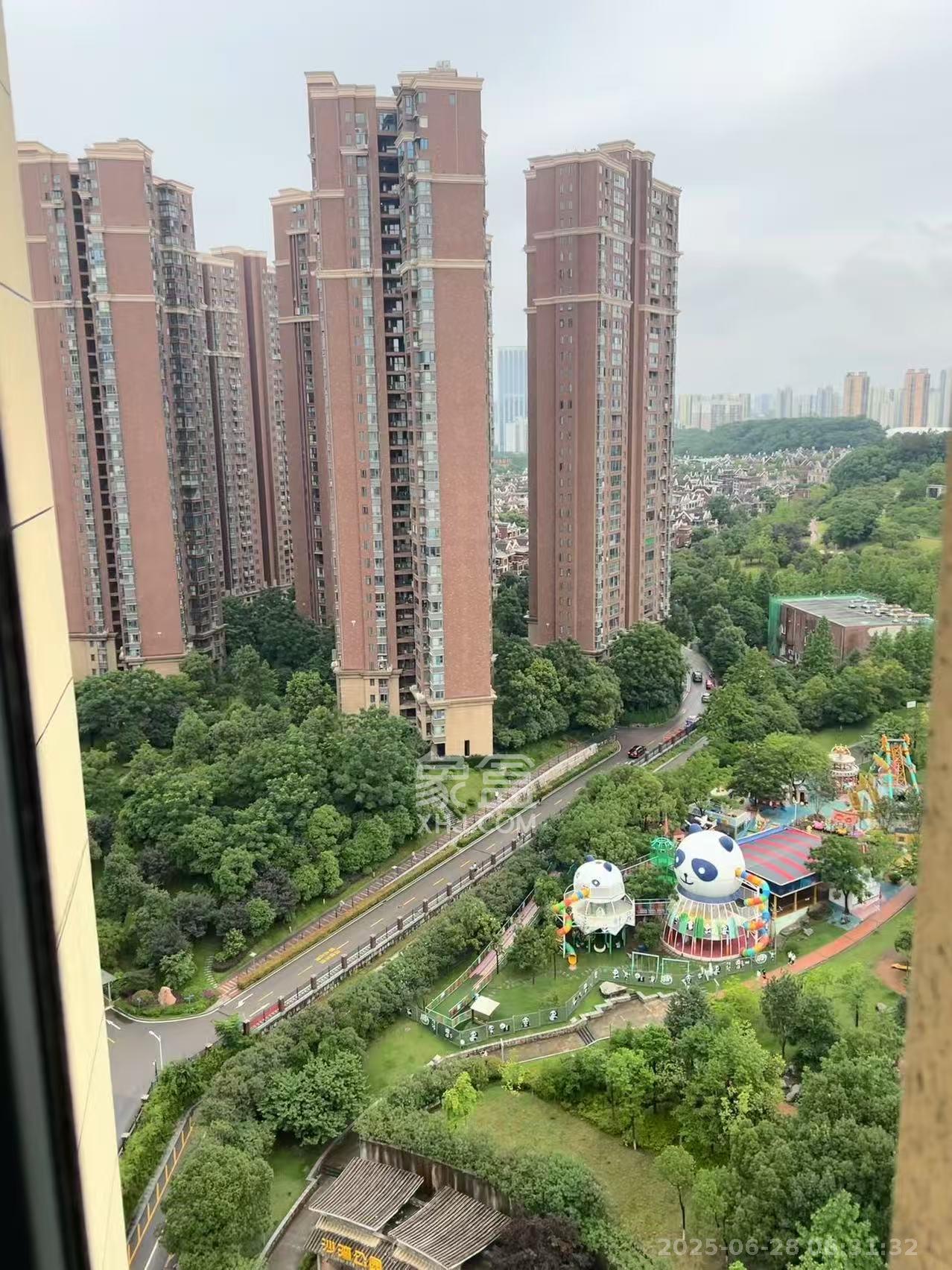 半山公馆（半山国际中心）  1室1厅1卫   2500.00元/月室内图