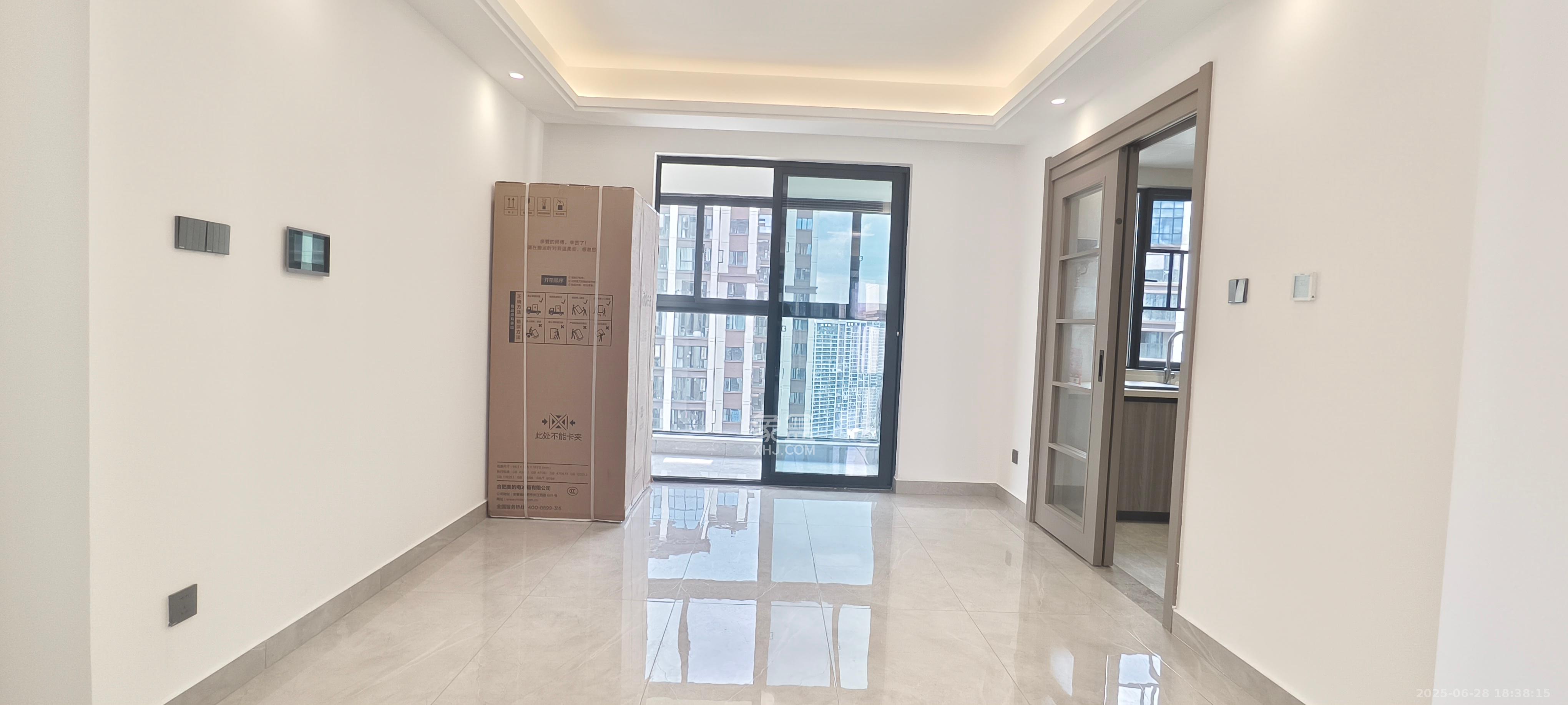 金富湘江悦城  5室2厅1卫    3900.0元/月 金富湘江悦城  5室2厅1卫    3900.0元/月室内图