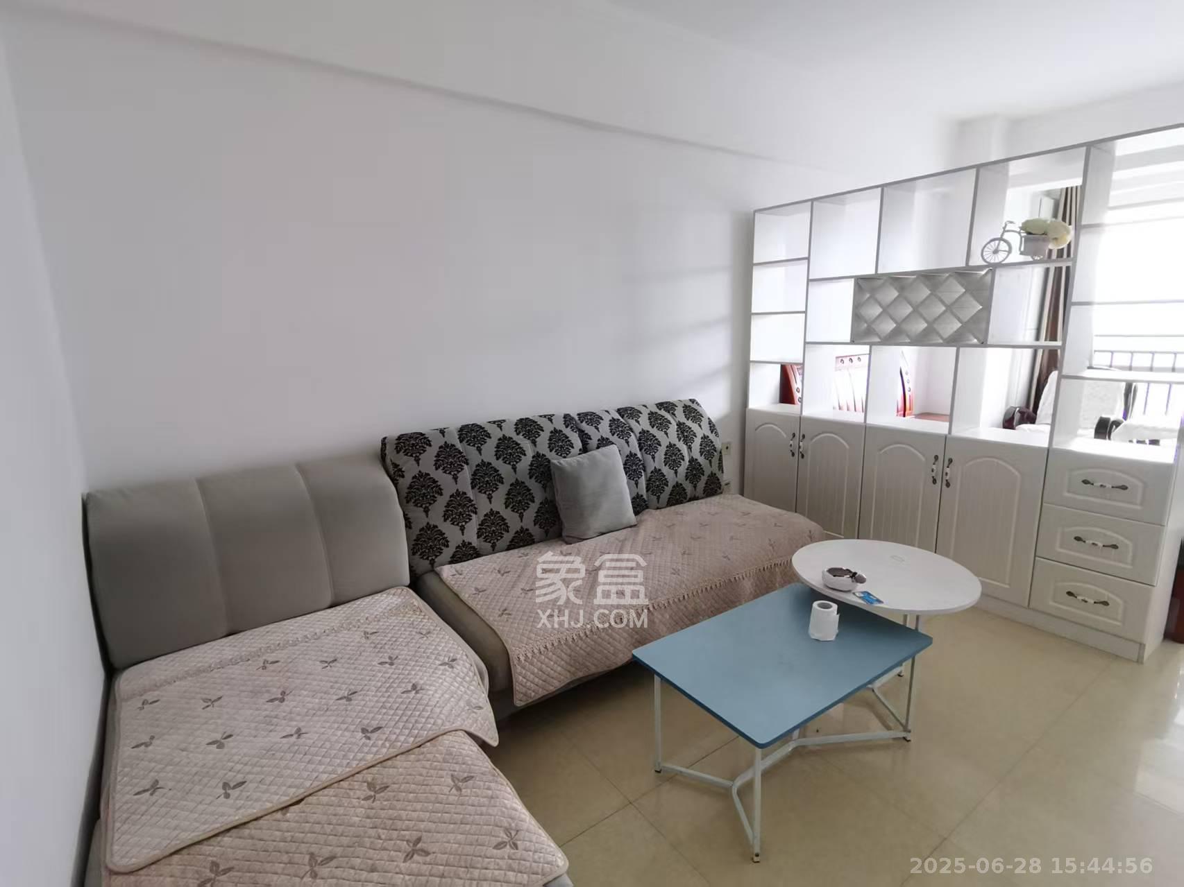 西子一间 1室1厅1卫 1600.0元/月 西子一间 1室1厅1卫 1600.0元/月室内图