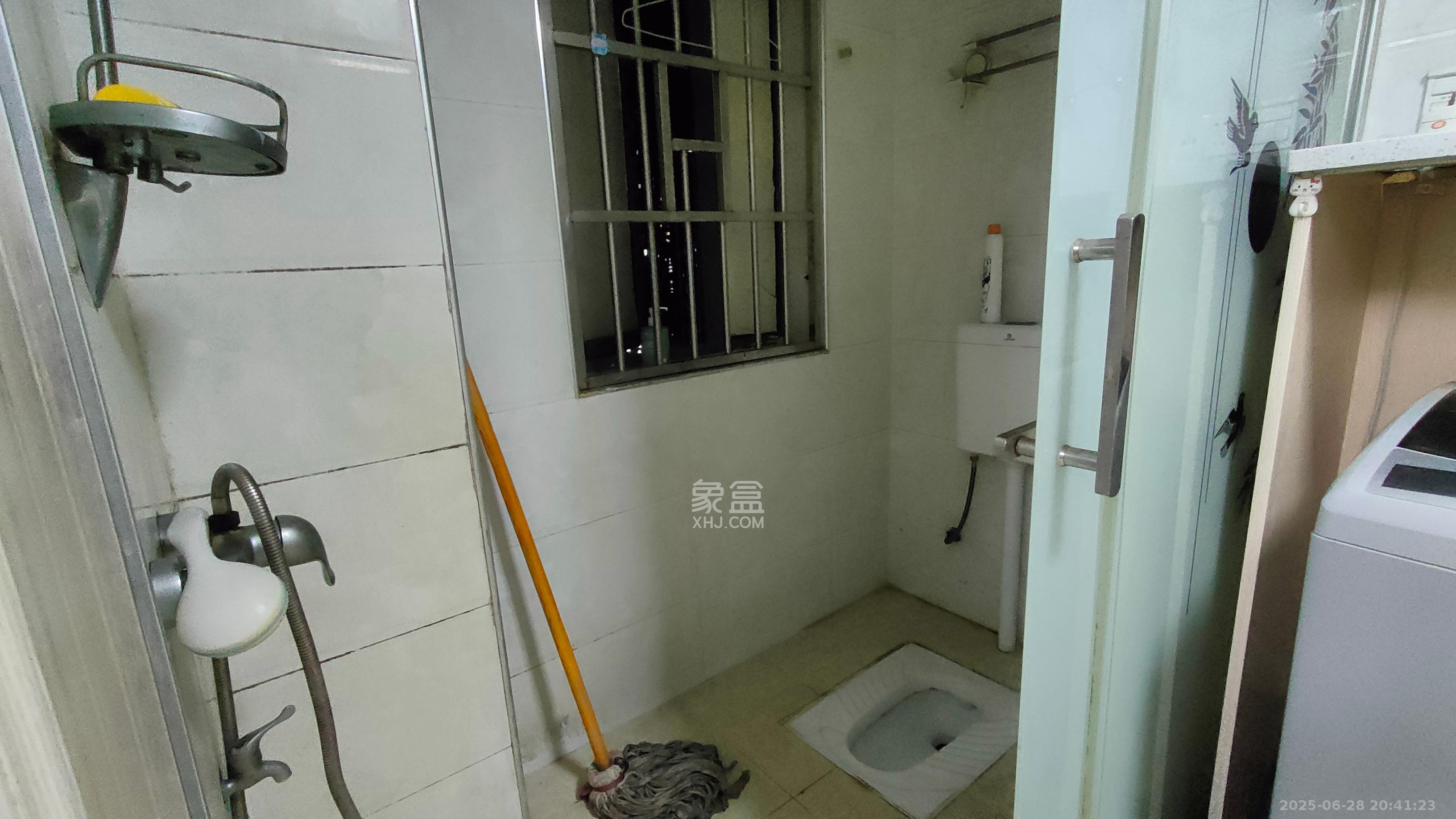 恒基凯旋门一二期  1室0厅0卫   1200.00元/月室内图