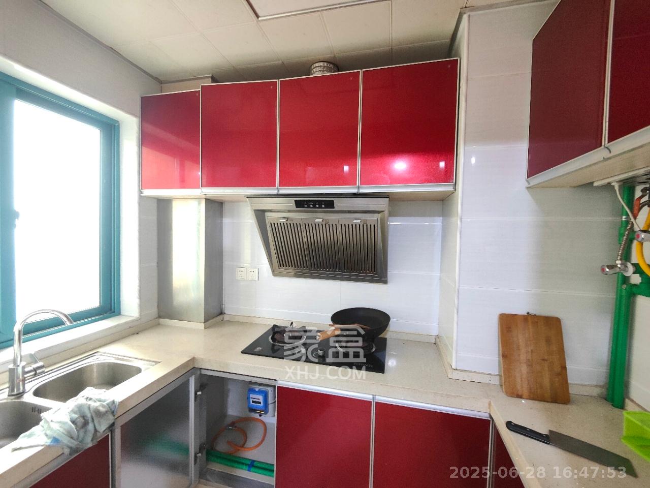 蝴蝶谷 3室2厅1卫 1600.0元/月 蝴蝶谷 3室2厅1卫 1600.0元/月室内图