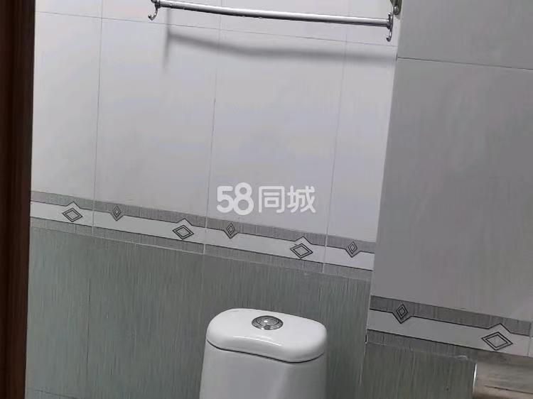 和平城市广场  1室1厅1卫   900.00元/月