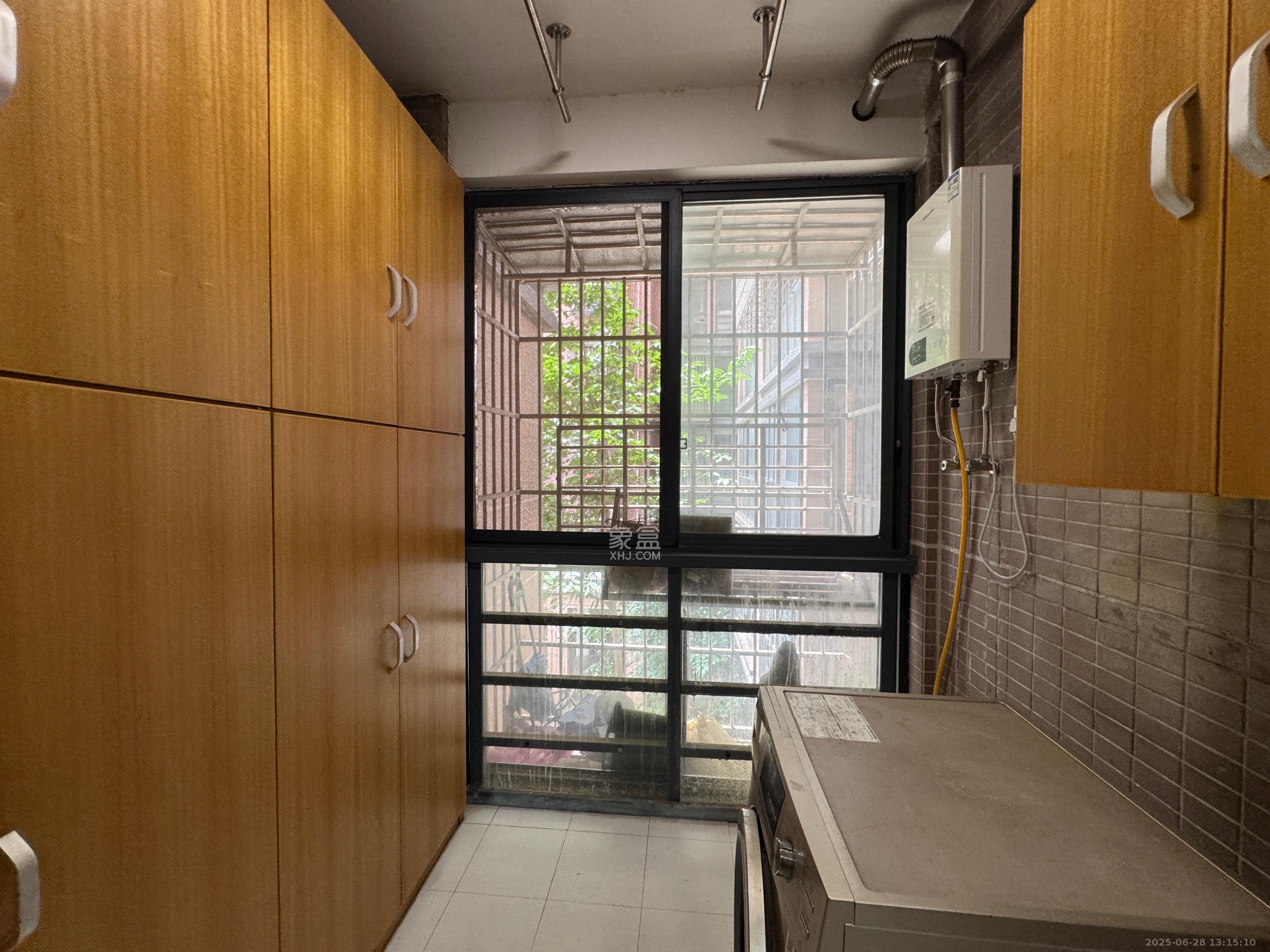 瑞都华庭(华庭美苑) 2室1厅1卫 2100.0元/月 瑞都华庭(华庭美苑) 2室1厅1卫 2100.0元/月室内图