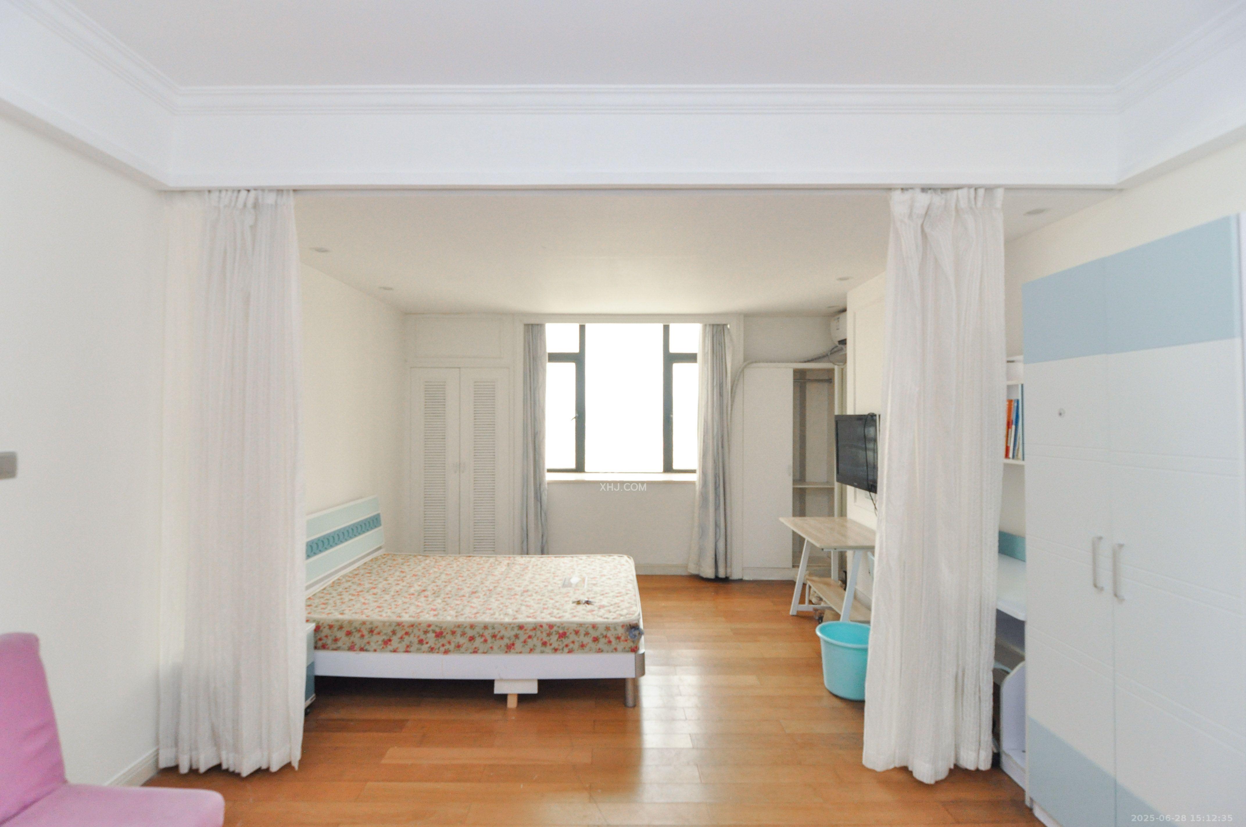 沁园春御院 1室1厅1卫 1600.0元/月 沁园春御院 1室1厅1卫 1600.0元/月室内图