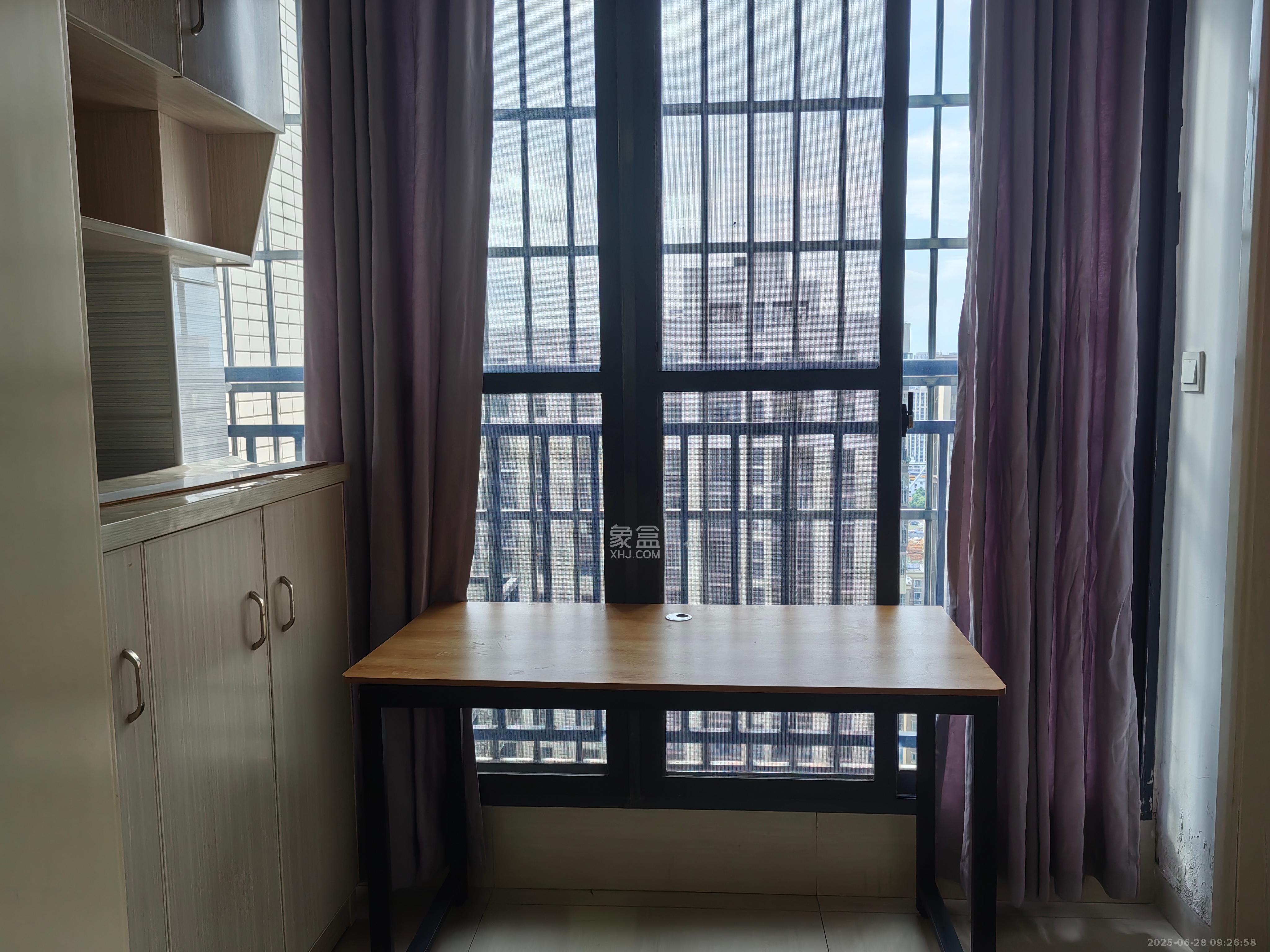 景塘家园  2室2厅1卫   2200.00元/月室内图