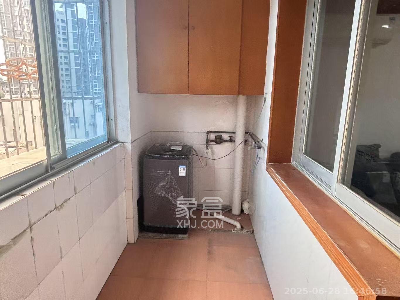 园林局宿舍  2室2厅1卫   1500.00元/月室内图
