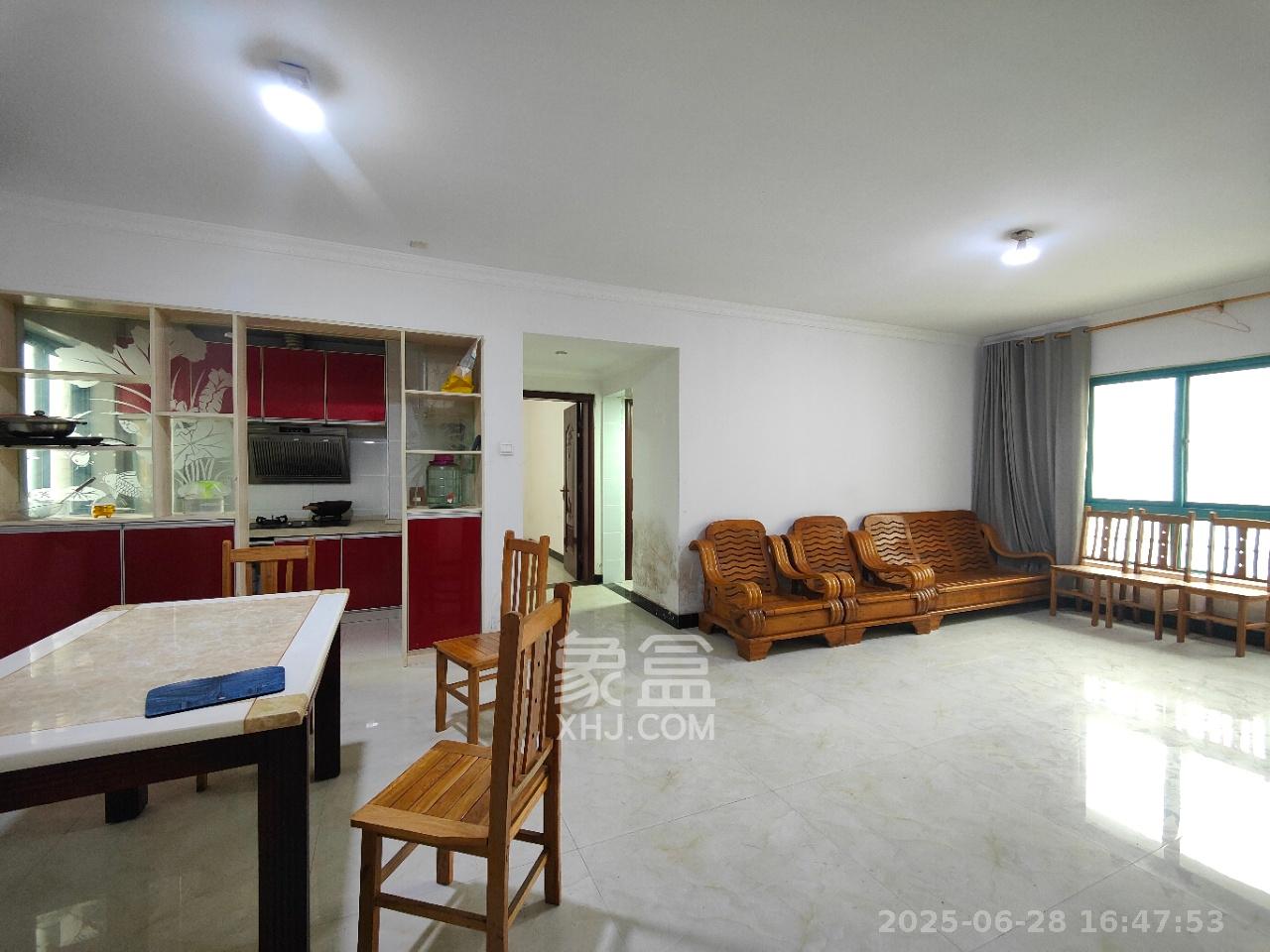 蝴蝶谷 3室2厅1卫 1600.0元/月 蝴蝶谷 3室2厅1卫 1600.0元/月室内图