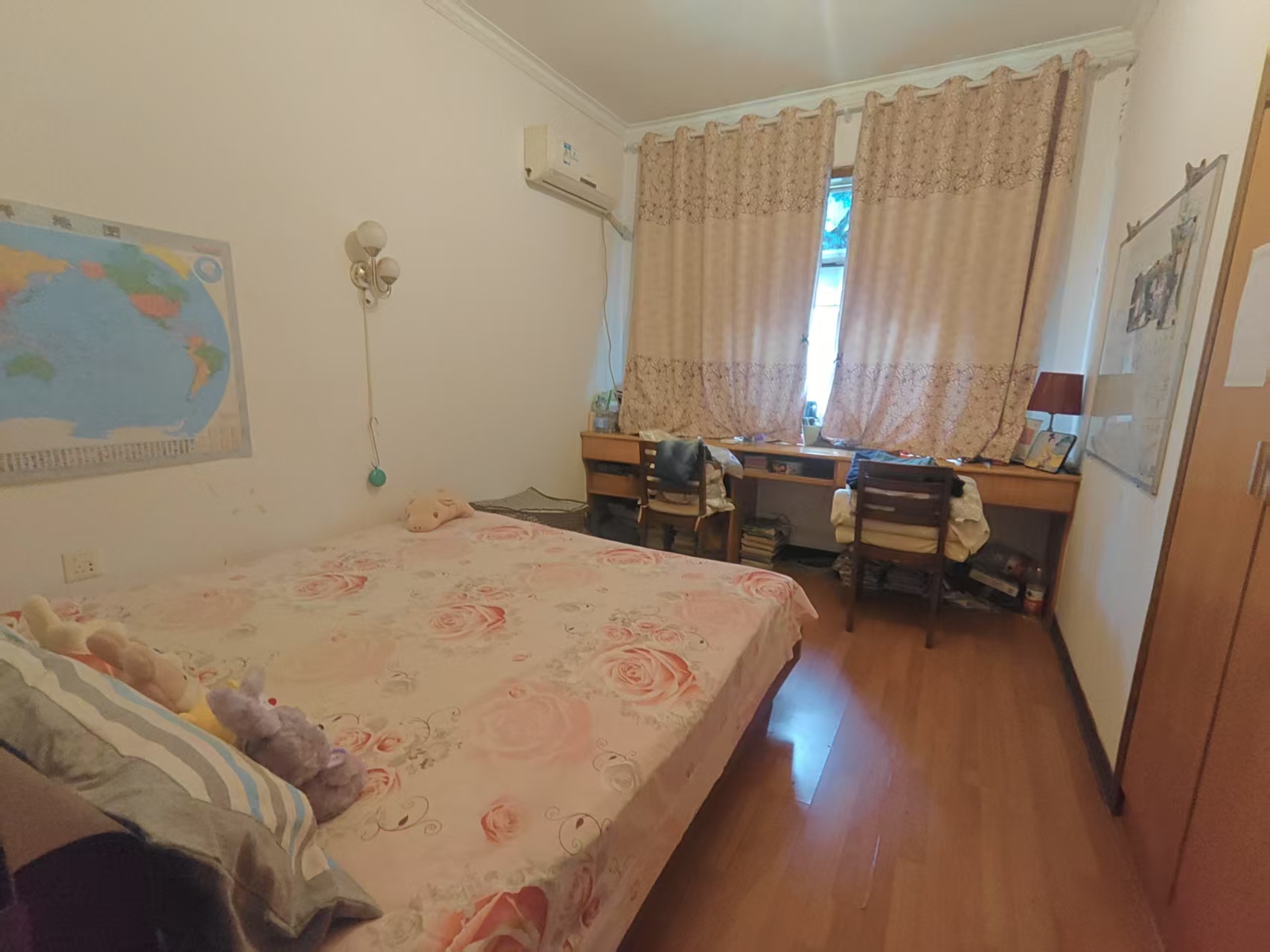 碧翠园石油住宅小区 3室2厅2卫 1700.0元/月 碧翠园石油住宅小区 3室2厅2卫 1700.0元/月室内图