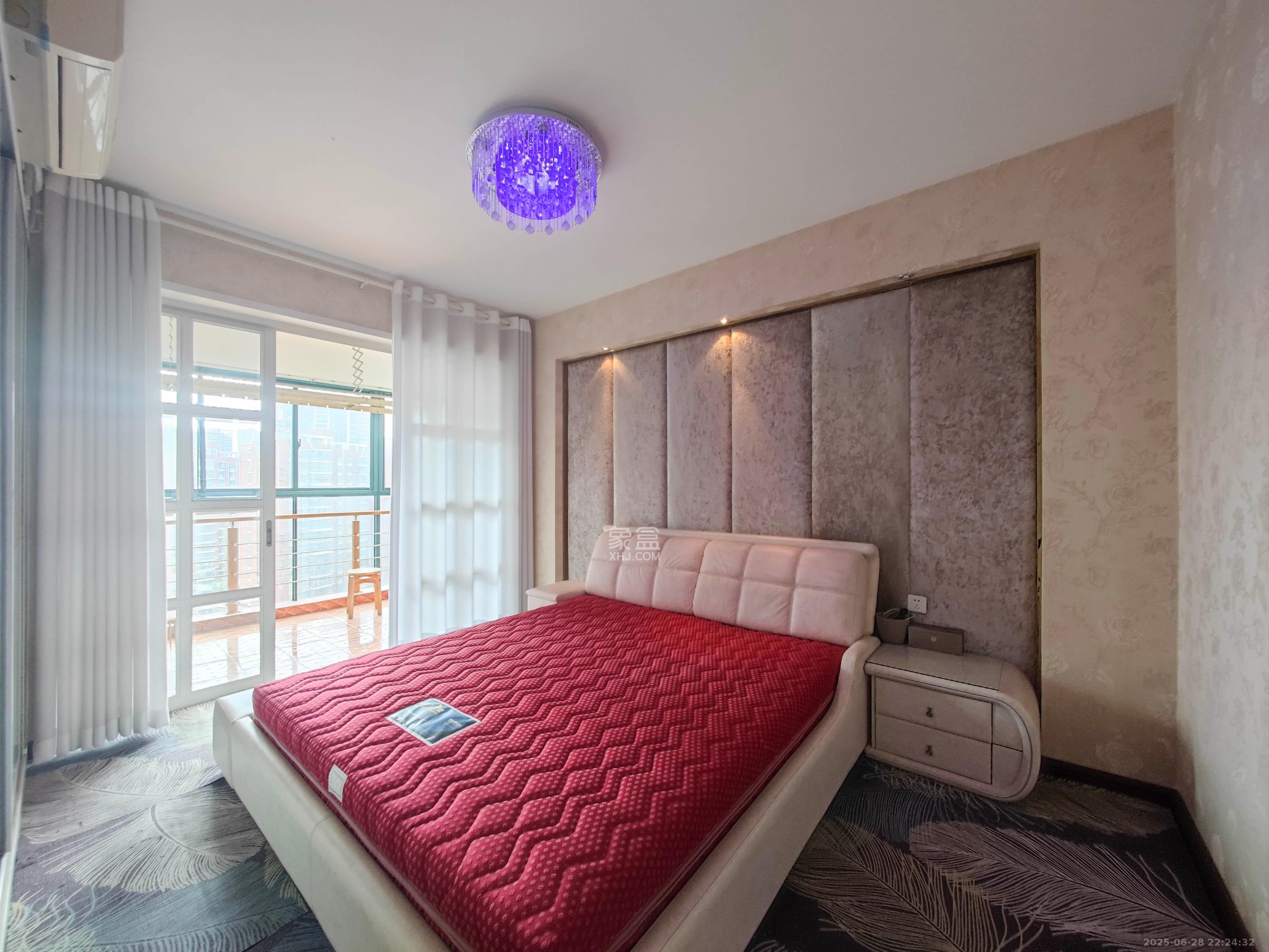 华盛世纪新城 4室2厅2卫 109.0万 华盛世纪新城 4室2厅2卫 109.0万卧室