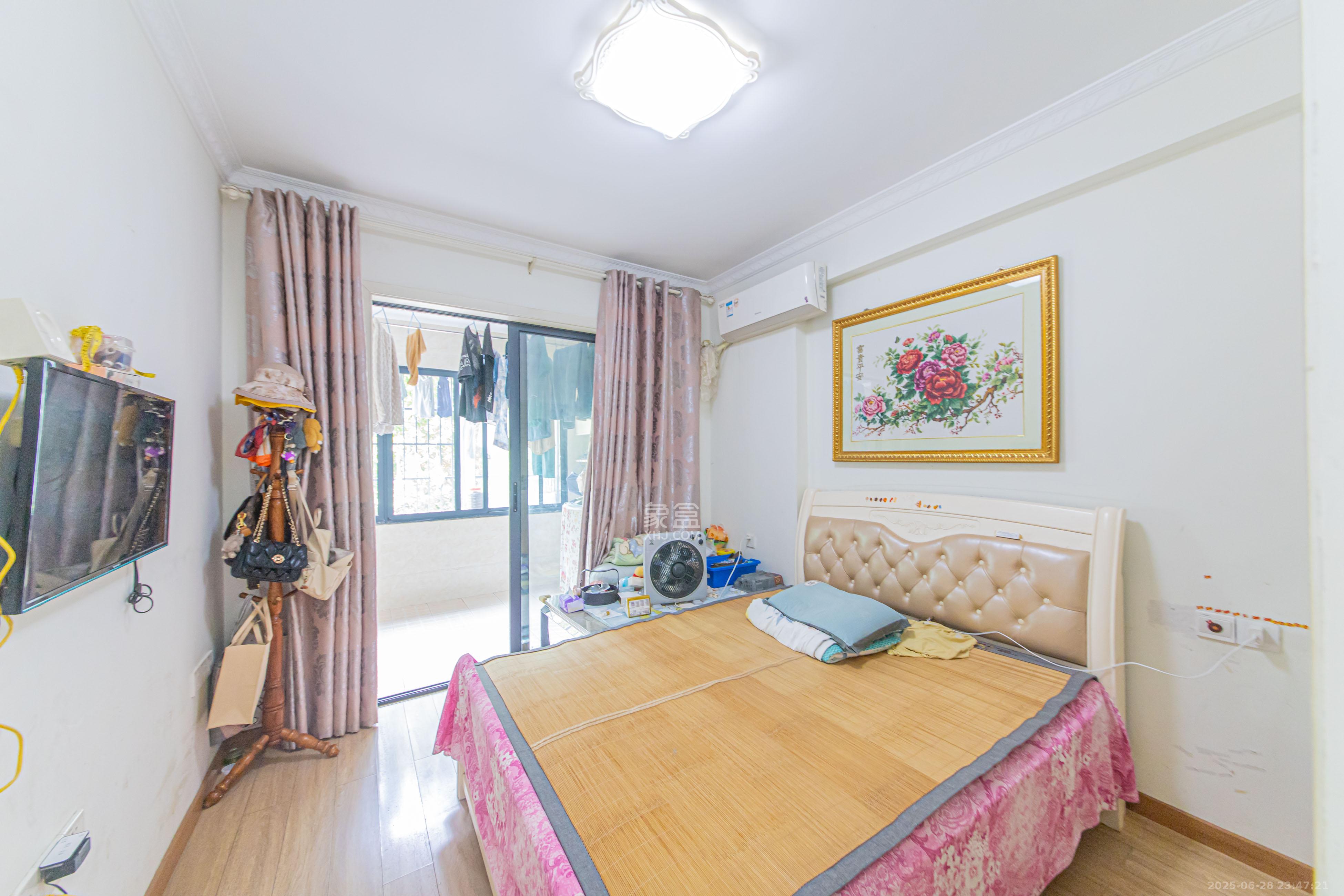 中建芙蓉嘉苑  3室2厅1卫    100.0万 中建芙蓉嘉苑  3室2厅1卫    100.0万卧室