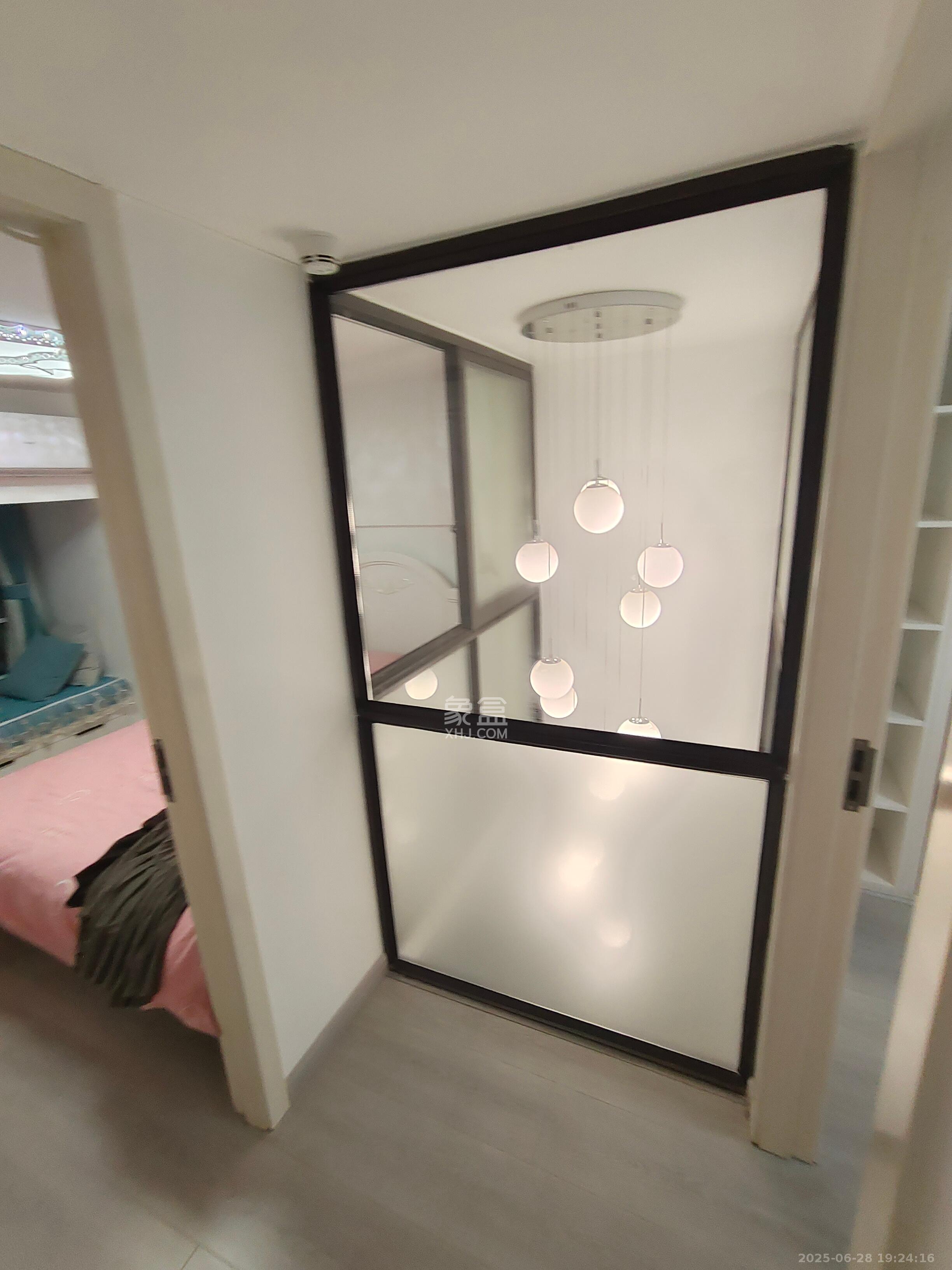 金地铂悦 1室0厅0卫 1800.0元/月 金地铂悦 1室0厅0卫 1800.0元/月室内图