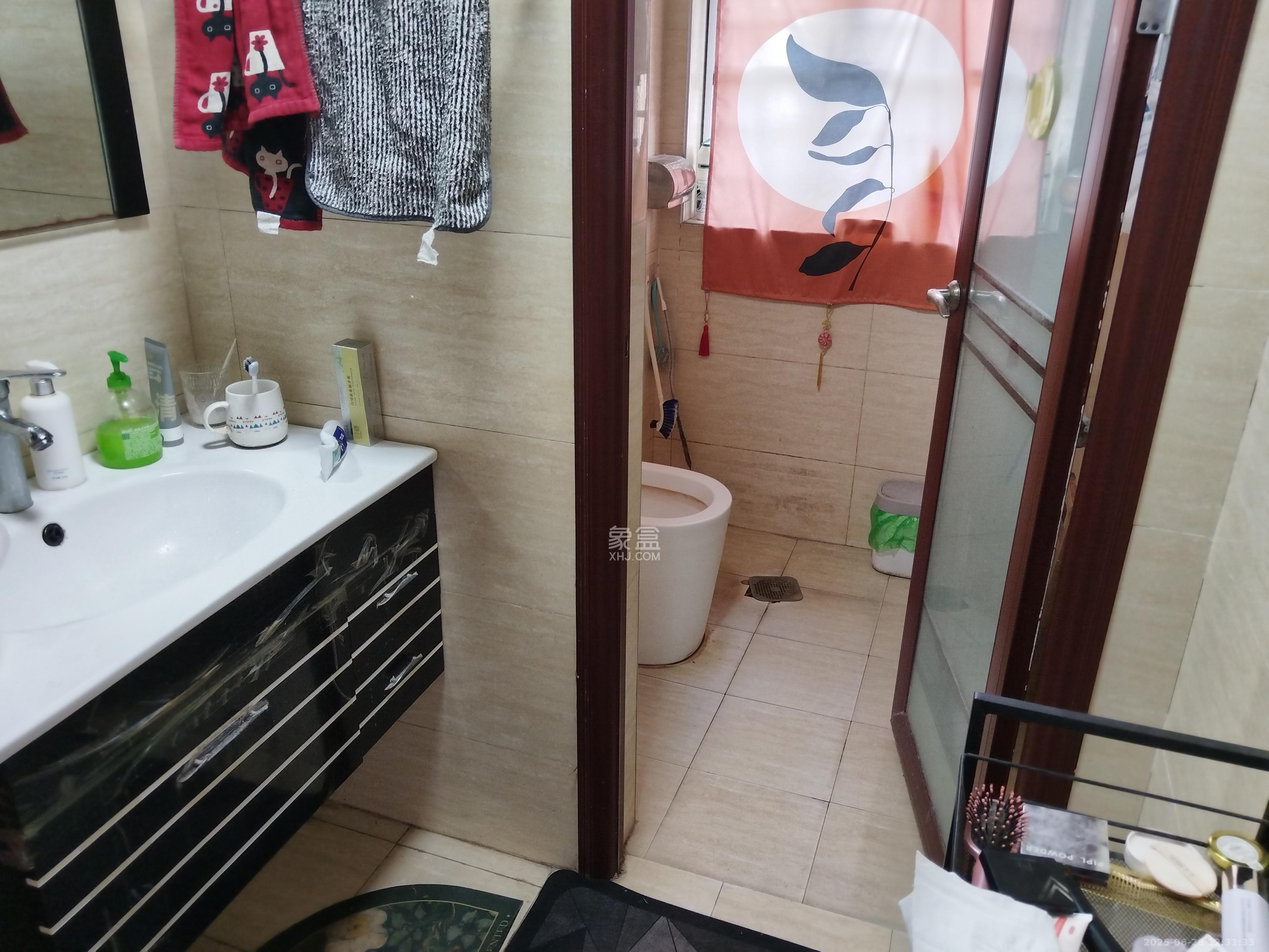 谷山乐园  2室2厅1卫   1800.00元/月室内图