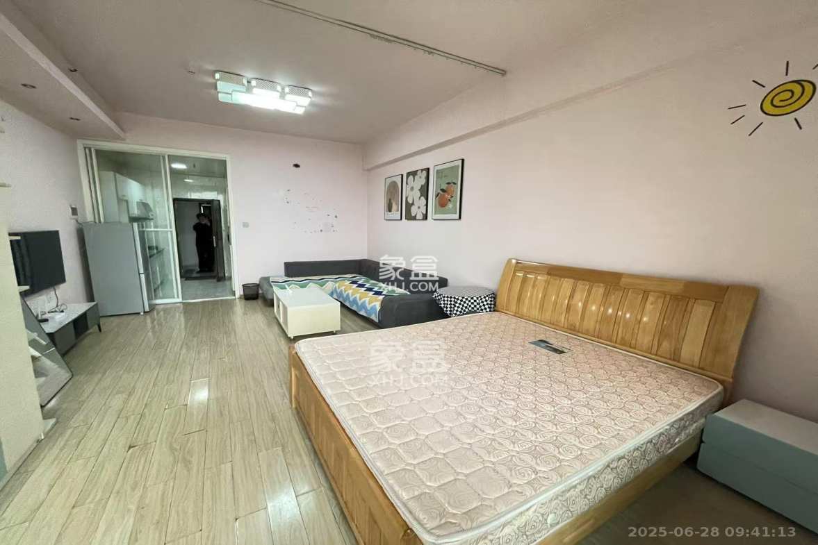 YO领域(领御大厦) 1室1厅1卫 1850.00元/月 YO领域(领御大厦) 1室1厅1卫 1850.00元/月室内图