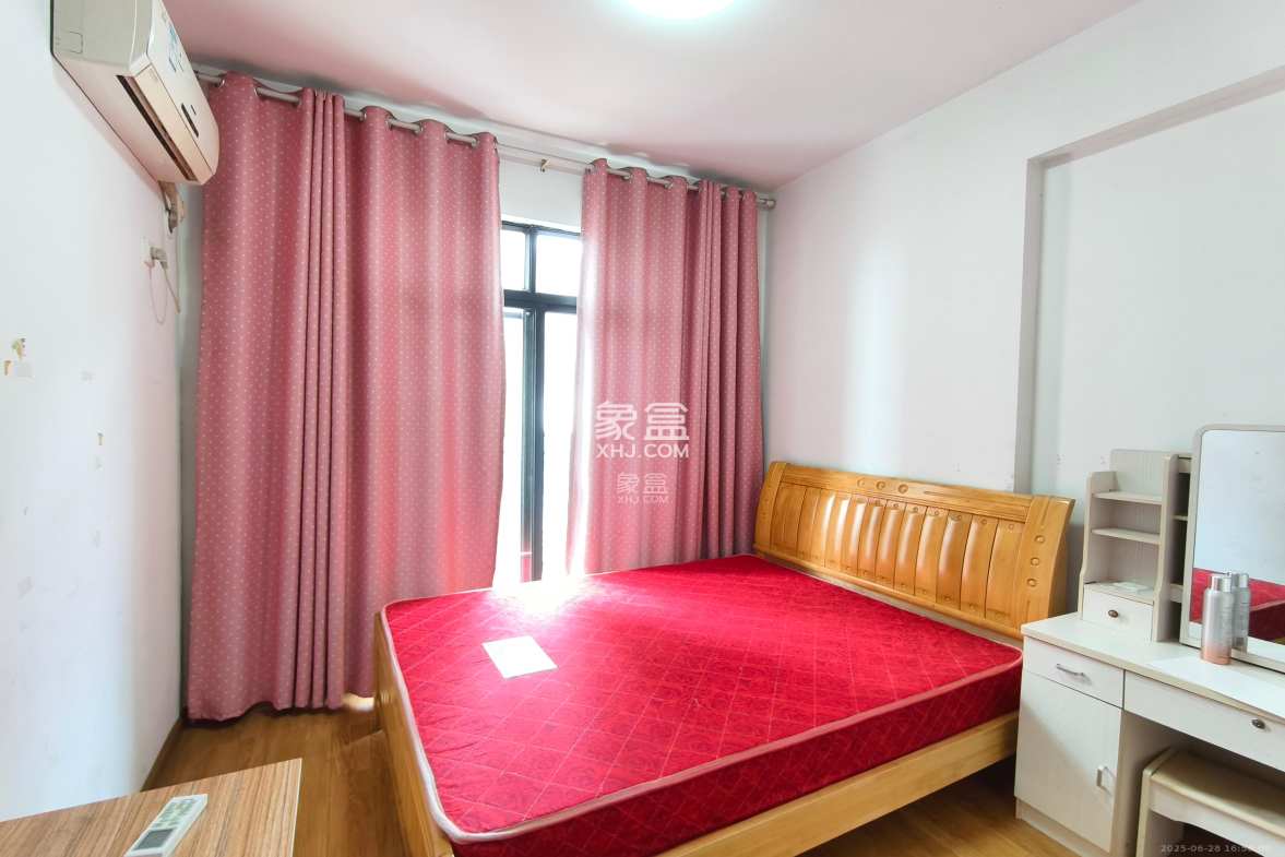 康桥长郡 2室1厅1卫 2800.0元/月 康桥长郡 2室1厅1卫 2800.0元/月室内图