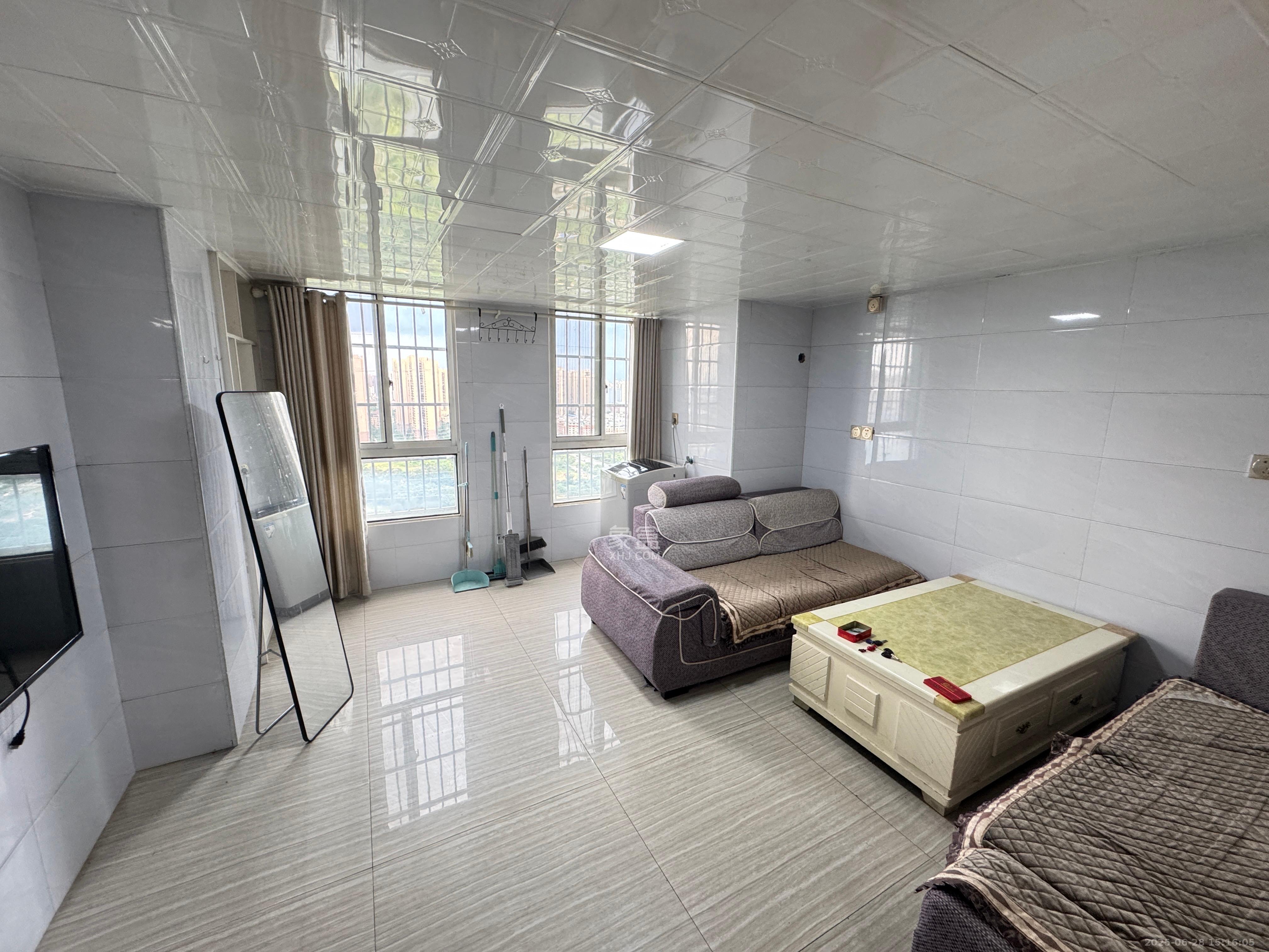 MOMA当代广场  1室1厅1卫    1400.0元/月 MOMA当代广场  1室1厅1卫    1400.0元/月室内图