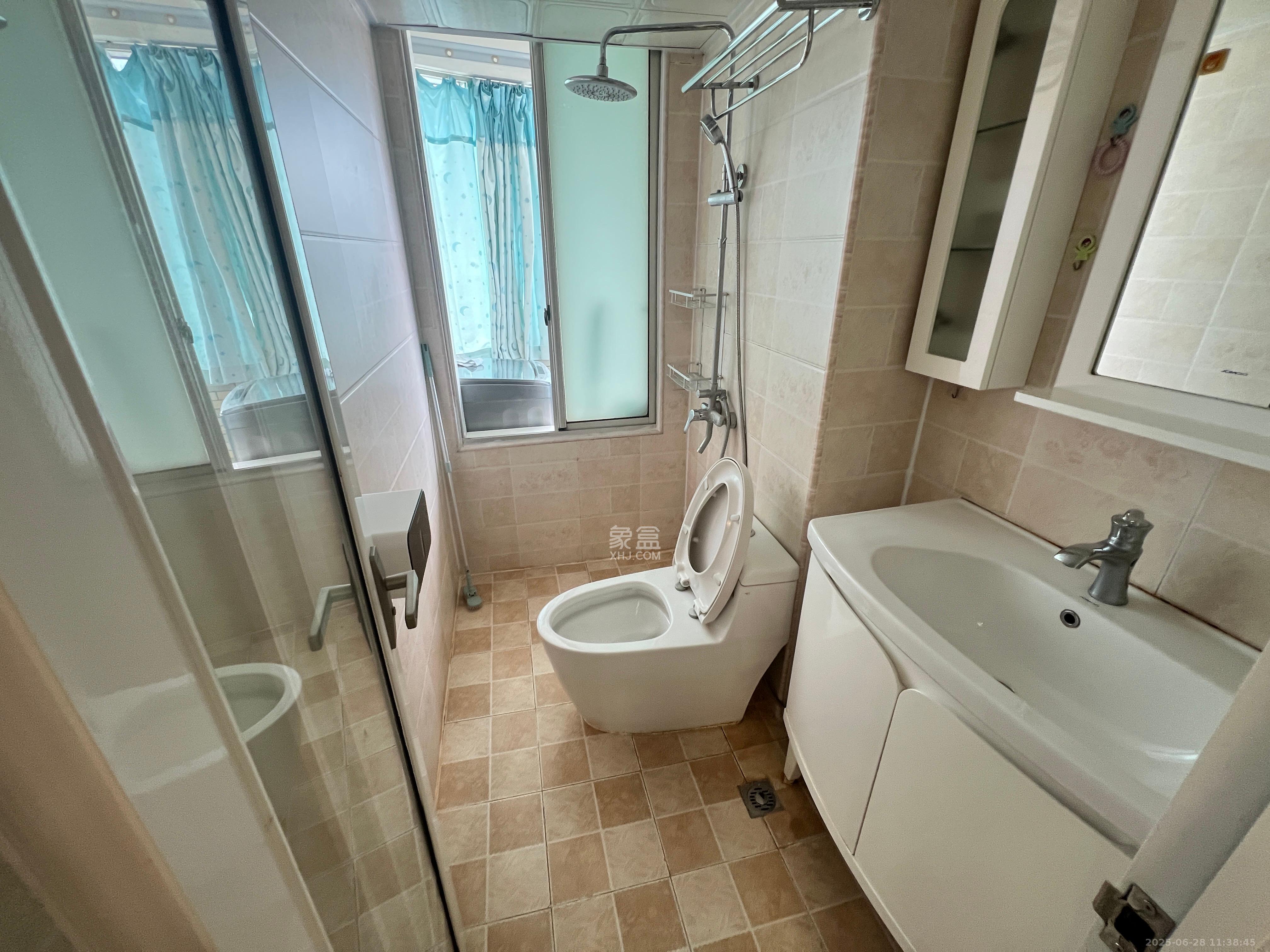 都市阳光大厦 2室0厅0卫 2800.0元/月 都市阳光大厦 2室0厅0卫 2800.0元/月室内图