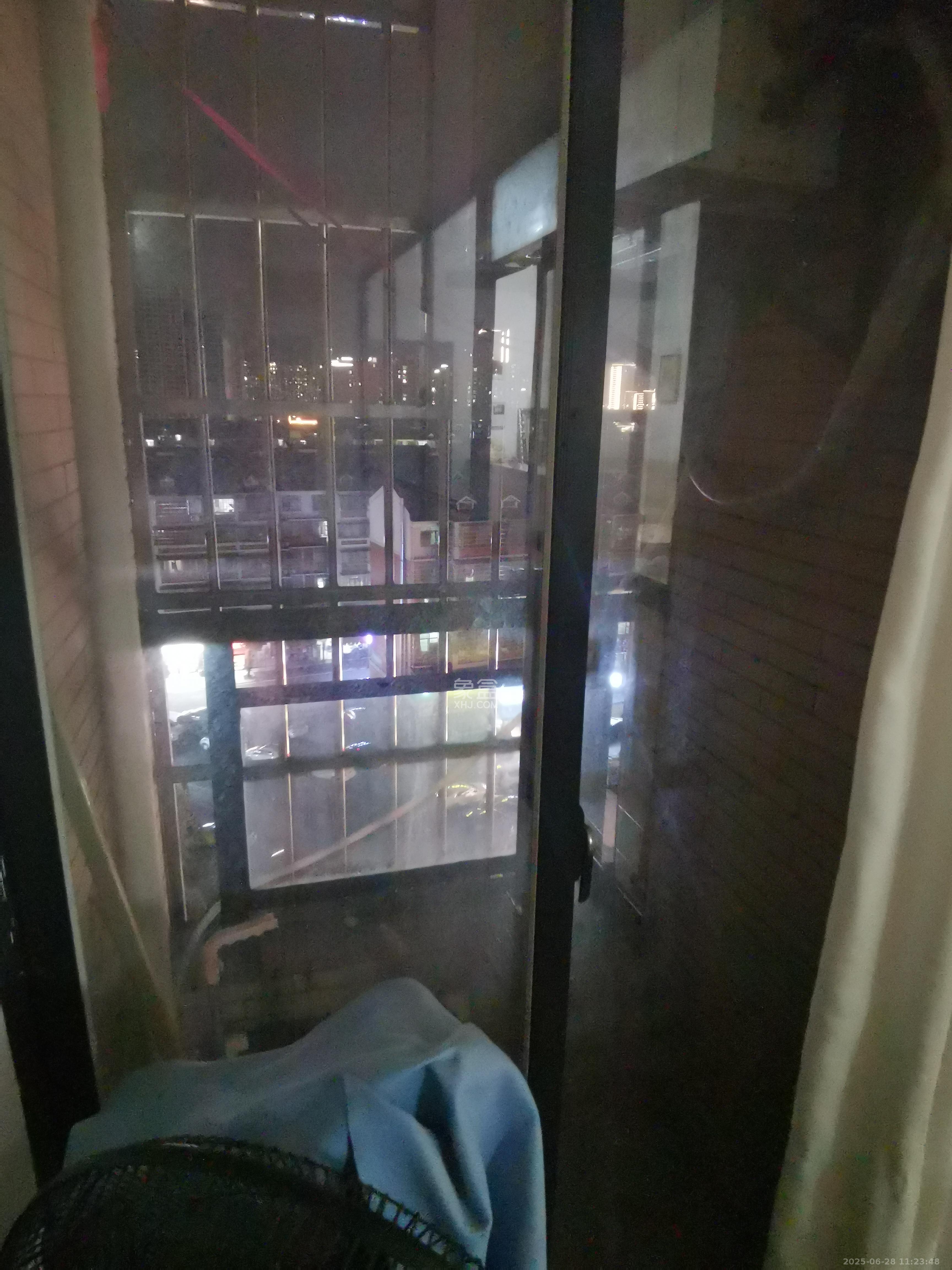 长大卧琥  1室1厅1卫   1600.00元/月室内图