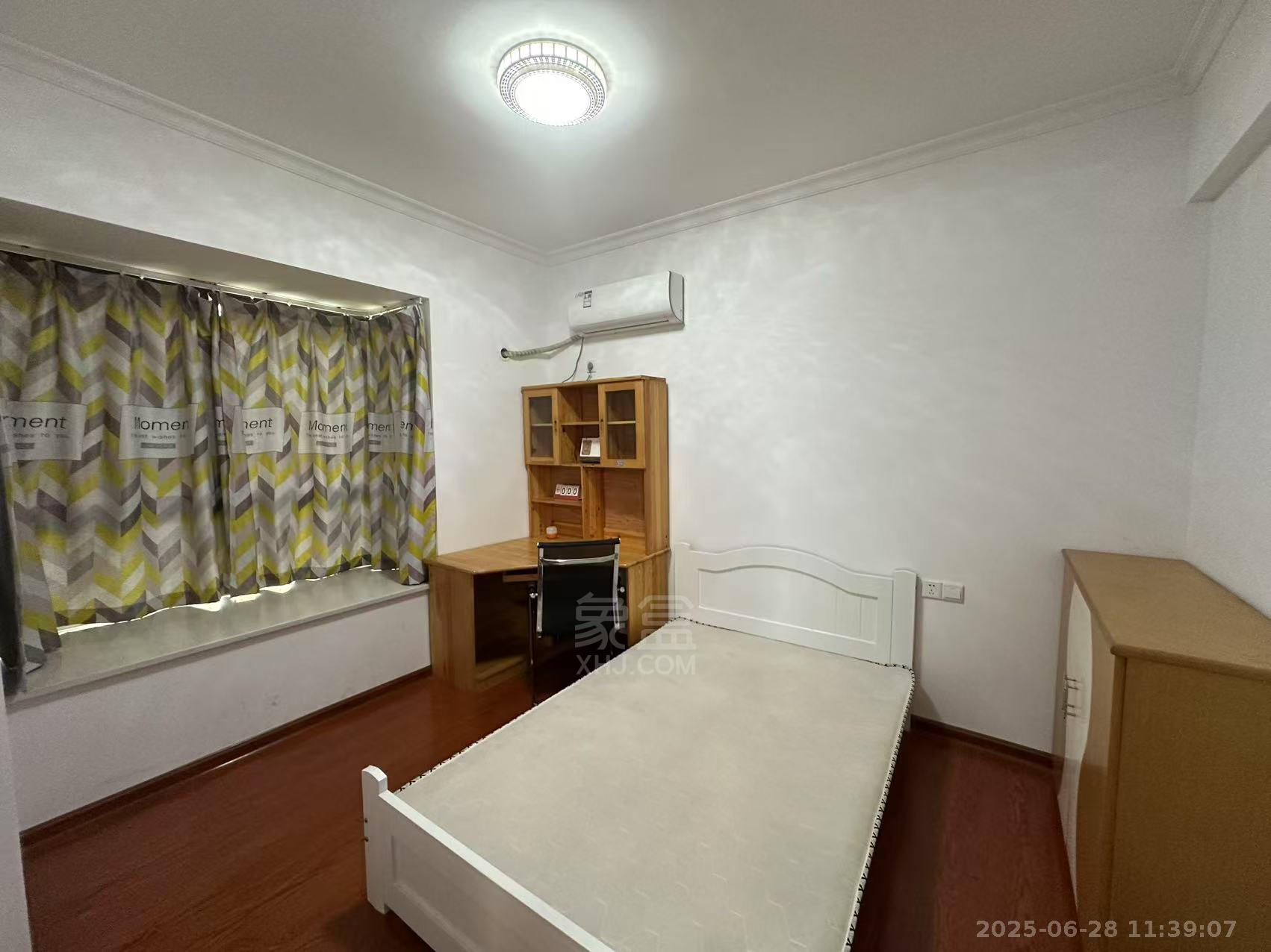 武广国际学苑 3室2厅1卫 2000.0元/月 武广国际学苑 3室2厅1卫 2000.0元/月室内图