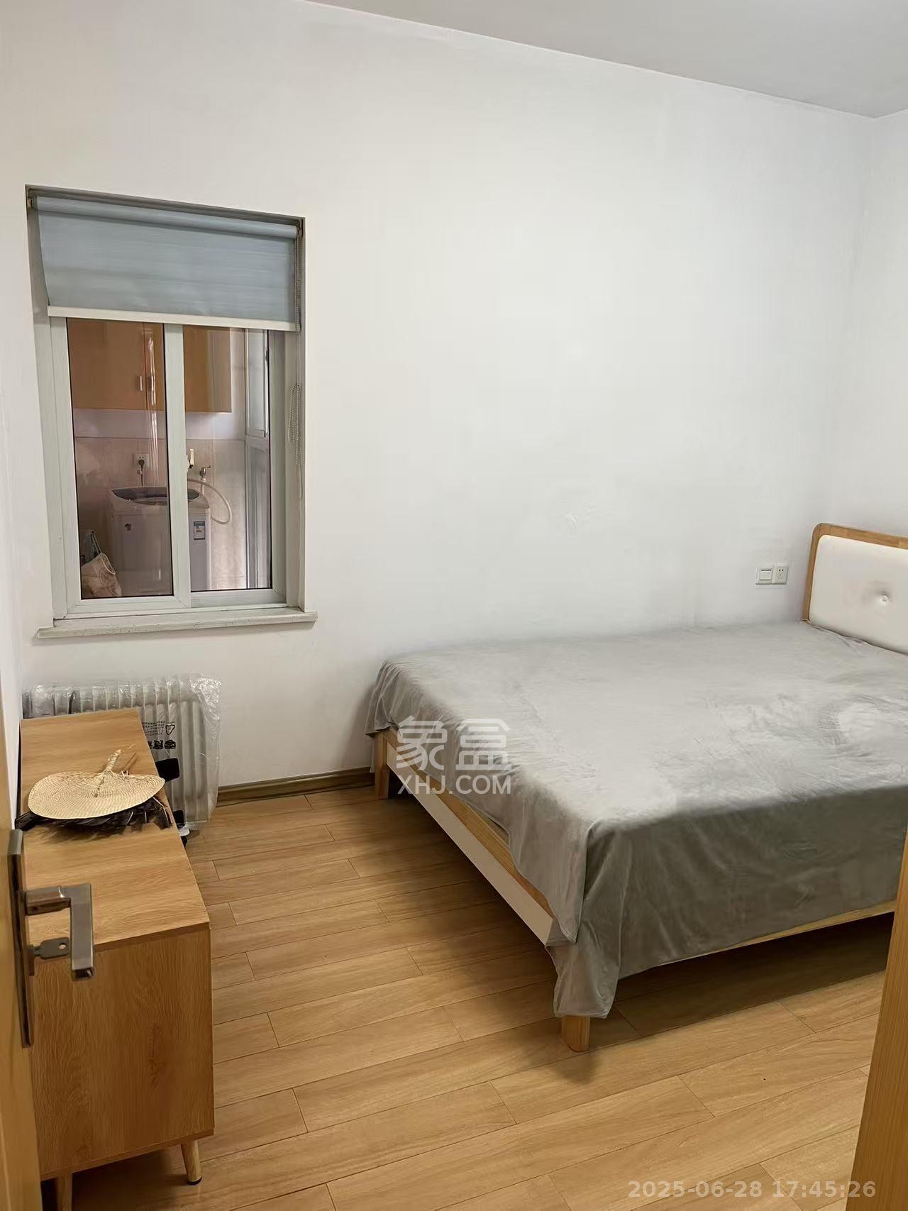 都市馨园  2室2厅1卫    2200.0元/月 都市馨园  2室2厅1卫    2200.0元/月室内图