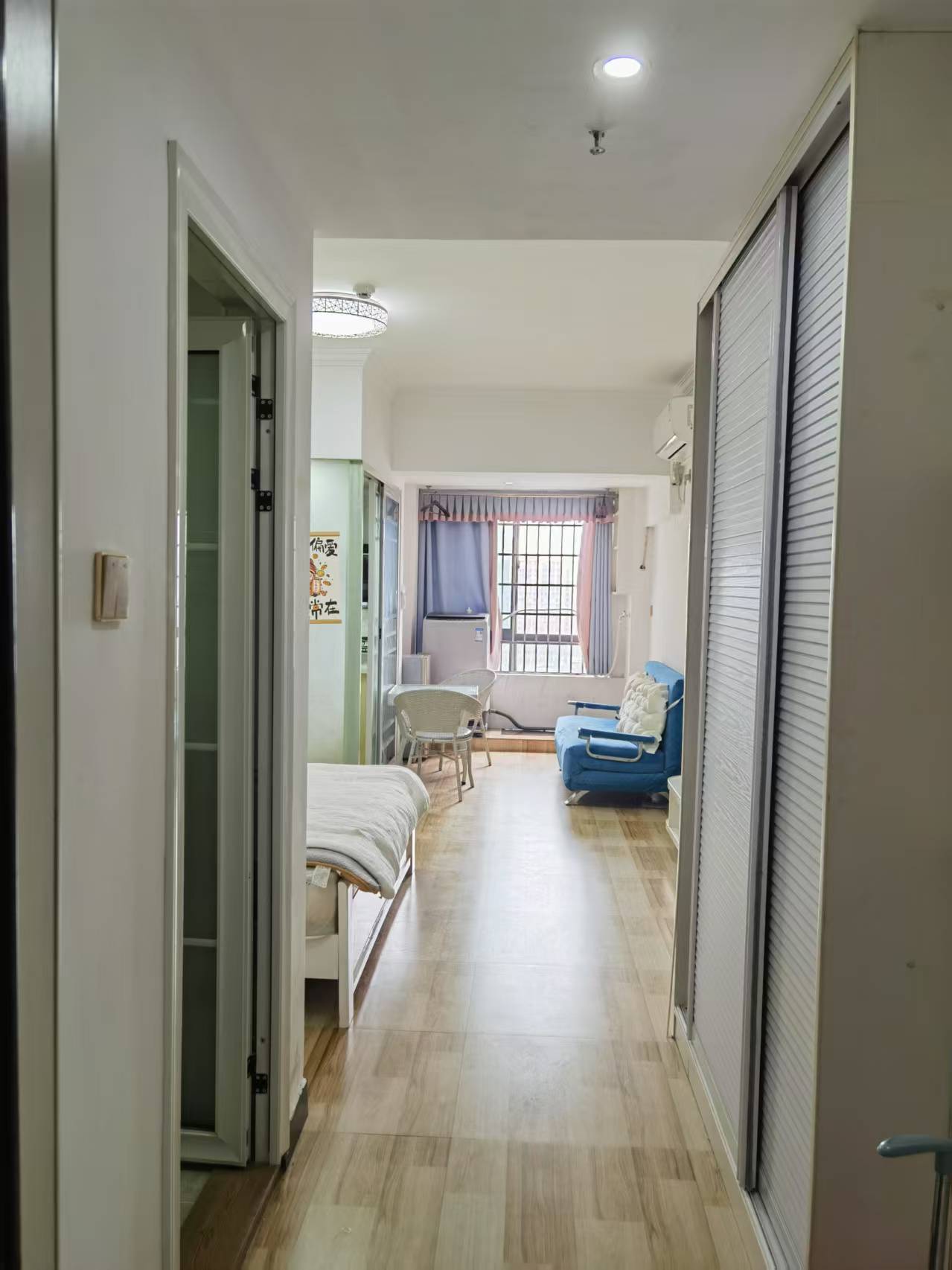 东方曼哈顿 1室1厅1卫 1300.0元/月 东方曼哈顿 1室1厅1卫 1300.0元/月室内图