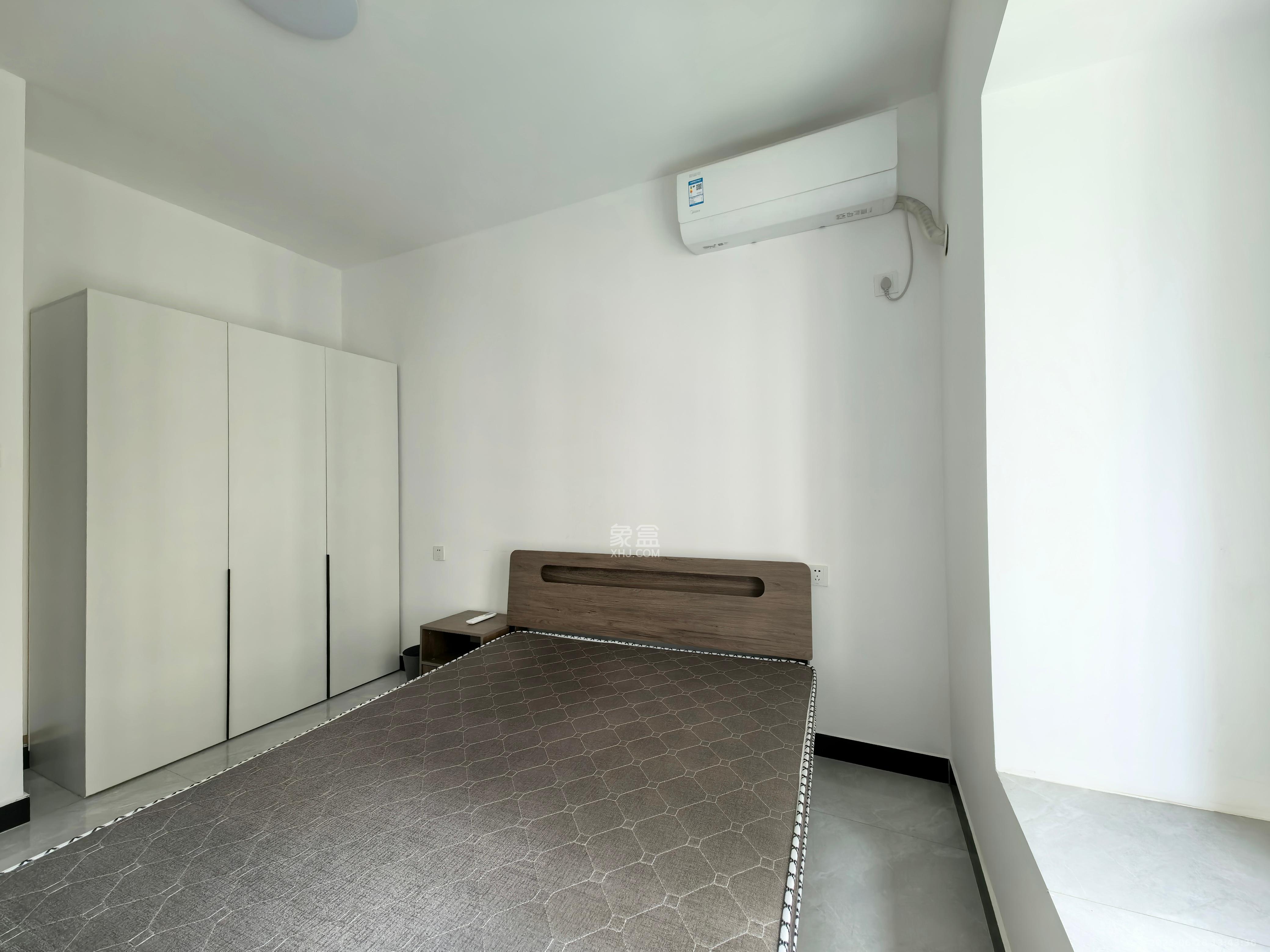 润和翰文府  3室2厅1卫   2400.00元/月室内图