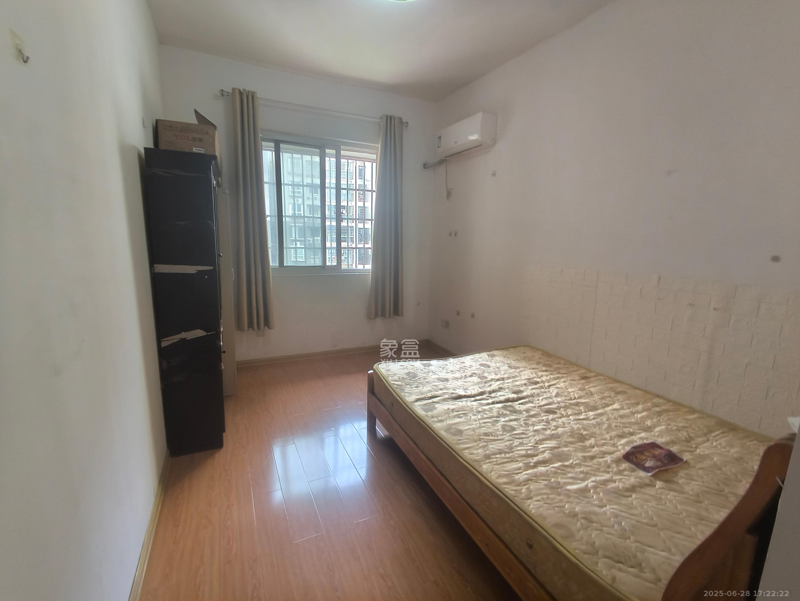 景上鑫苑 4室2厅2卫 2500.0元/月 景上鑫苑 4室2厅2卫 2500.0元/月室内图