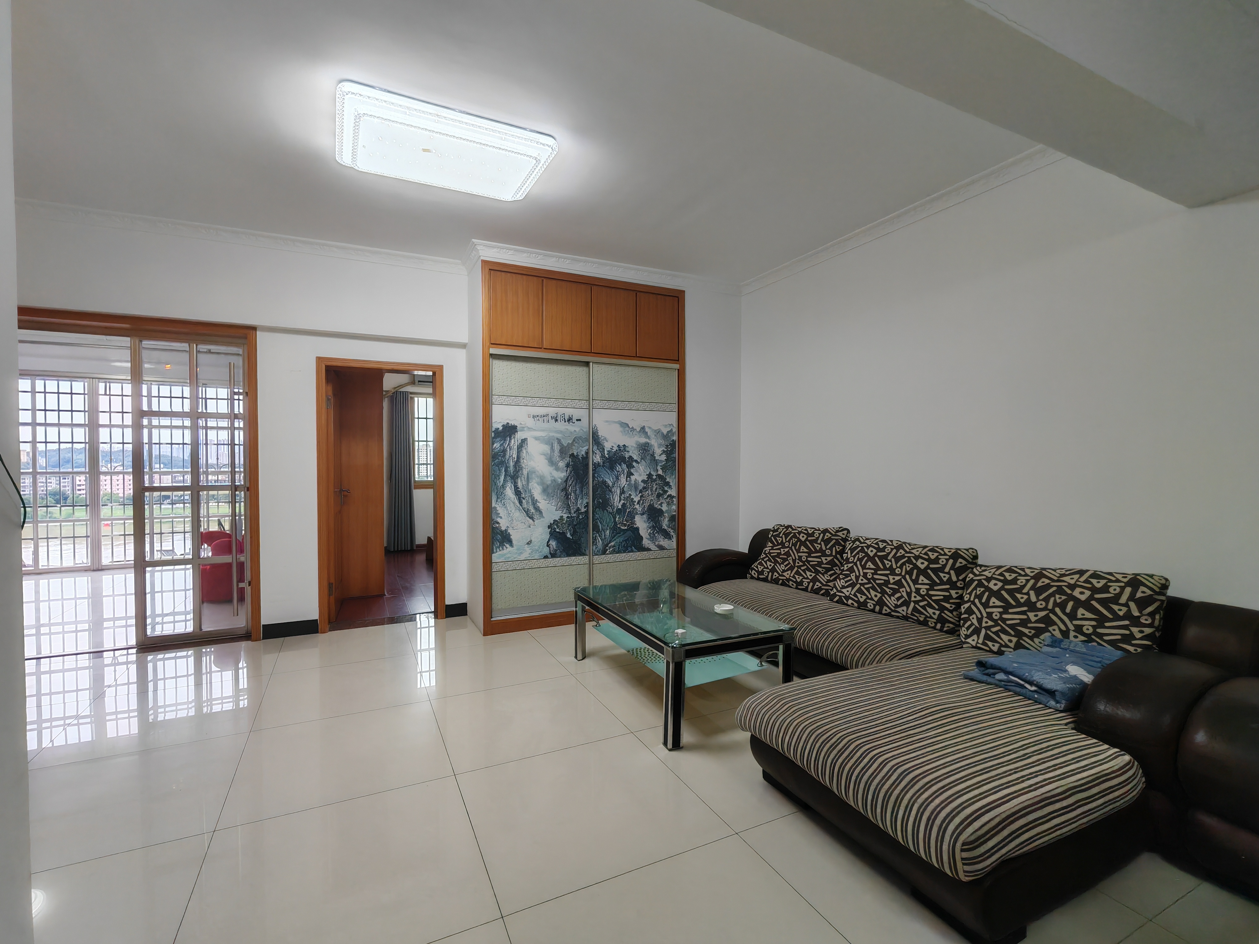 滨江财富中心  3室2厅1卫    58.8万 滨江财富中心  3室2厅1卫    58.8万室内图