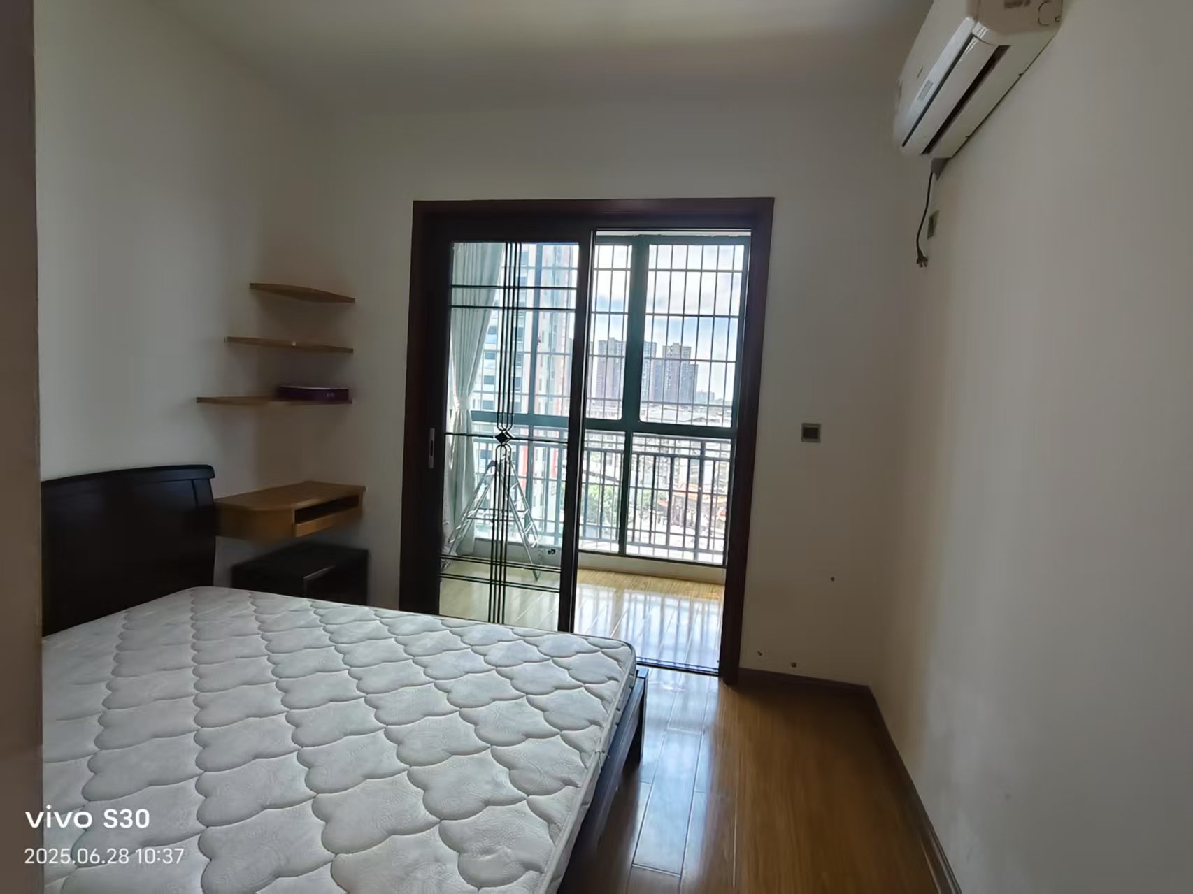 剑桥阁 2室1厅1卫 1500.0元/月 剑桥阁 2室1厅1卫 1500.0元/月室内图