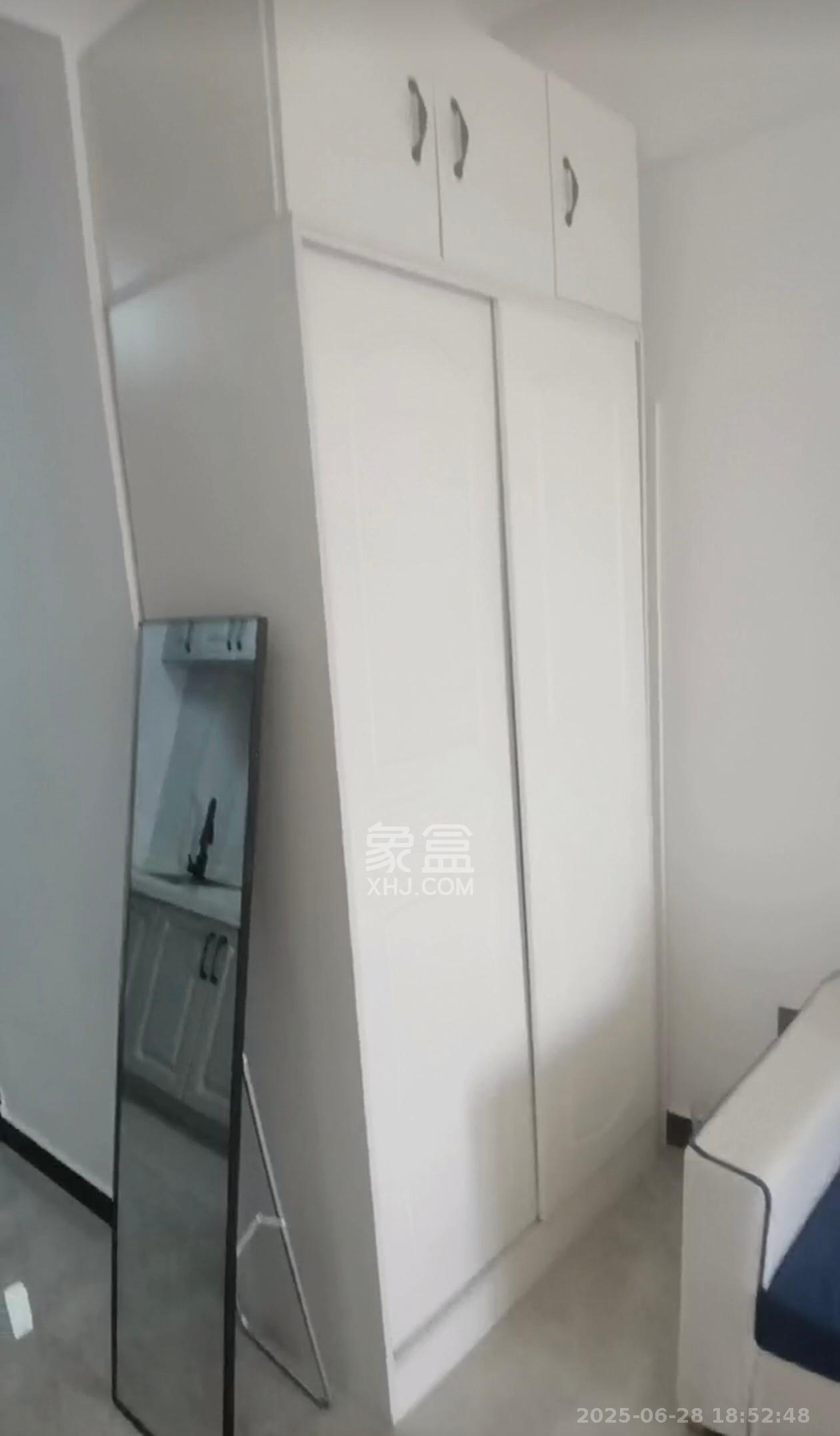 保利香槟国际 1室0厅0卫 1450.0元/月 保利香槟国际 1室0厅0卫 1450.0元/月室内图