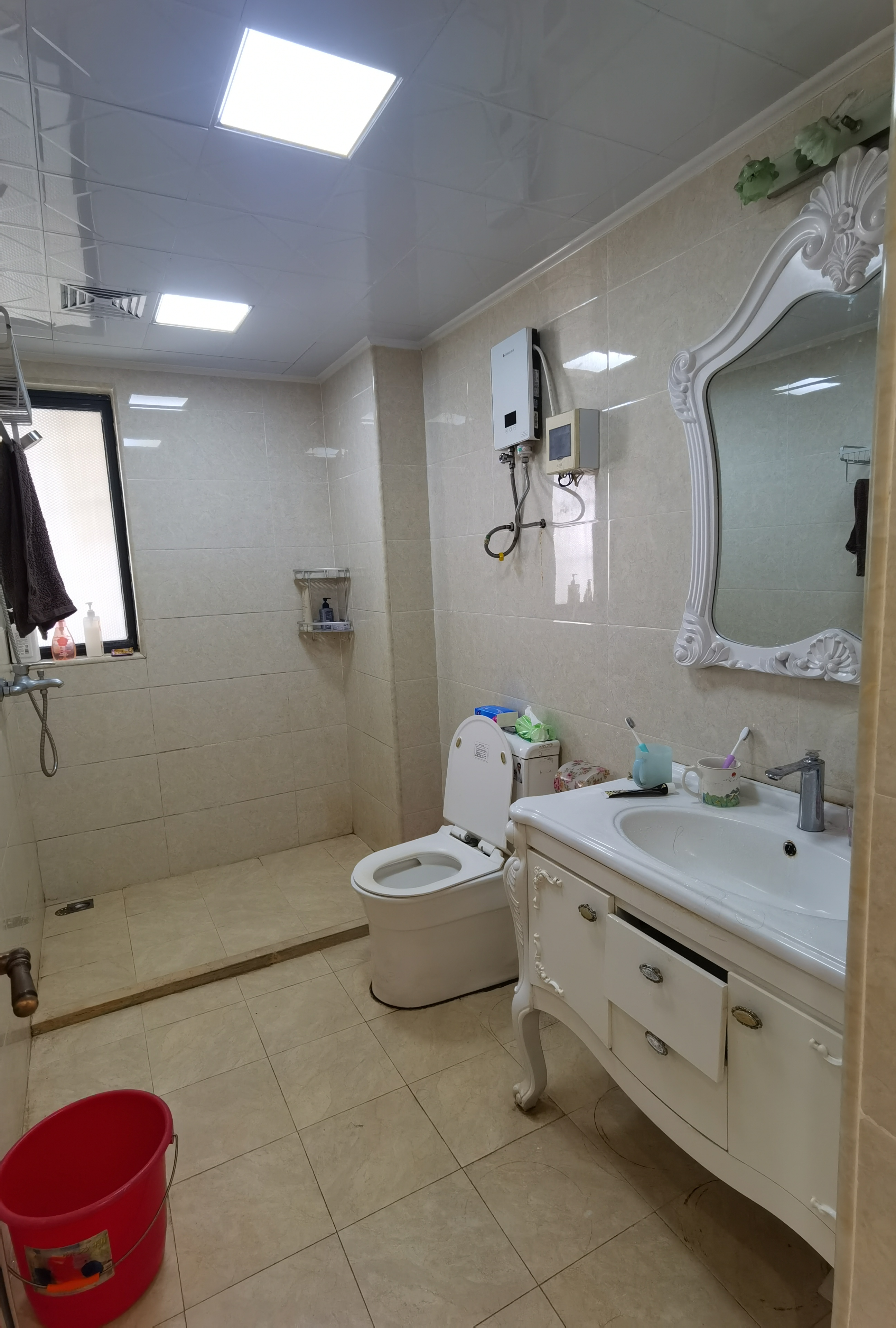 新城吾悦广场 3室2厅2卫 3200.0元/月 新城吾悦广场 3室2厅2卫 3200.0元/月室内图