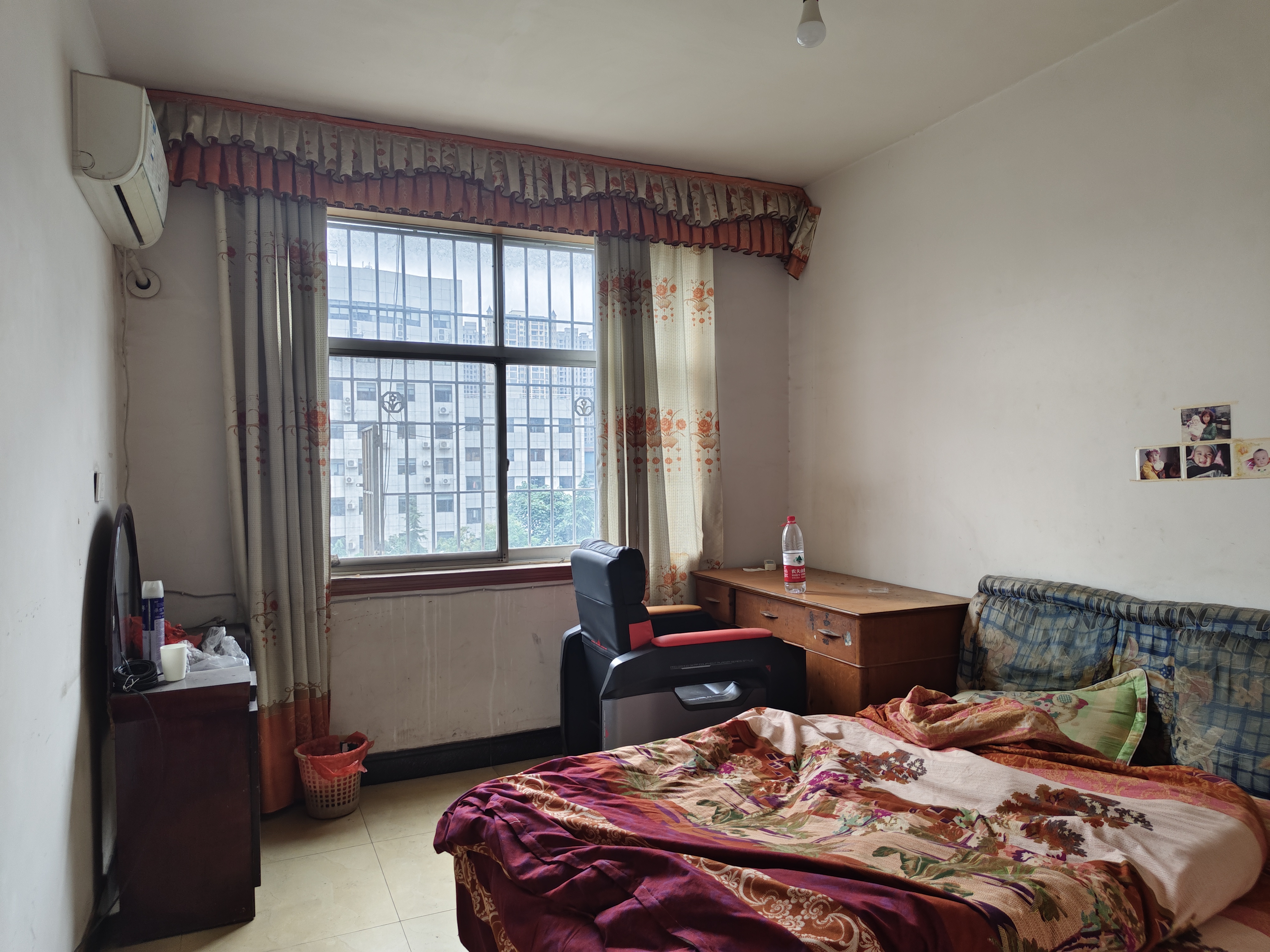 娄星区散盘 1室0厅0卫 24.0万 娄星区散盘 1室0厅0卫 24.0万客厅