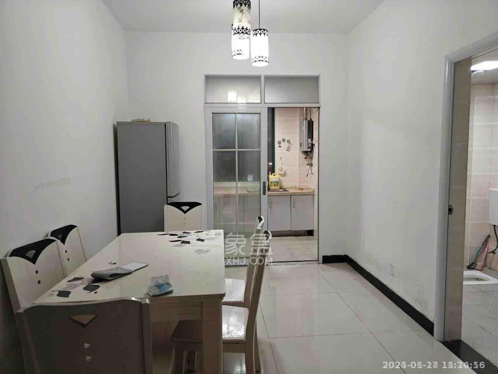 新城首座 1室2厅1卫 1800.0元/月 新城首座 1室2厅1卫 1800.0元/月室内图