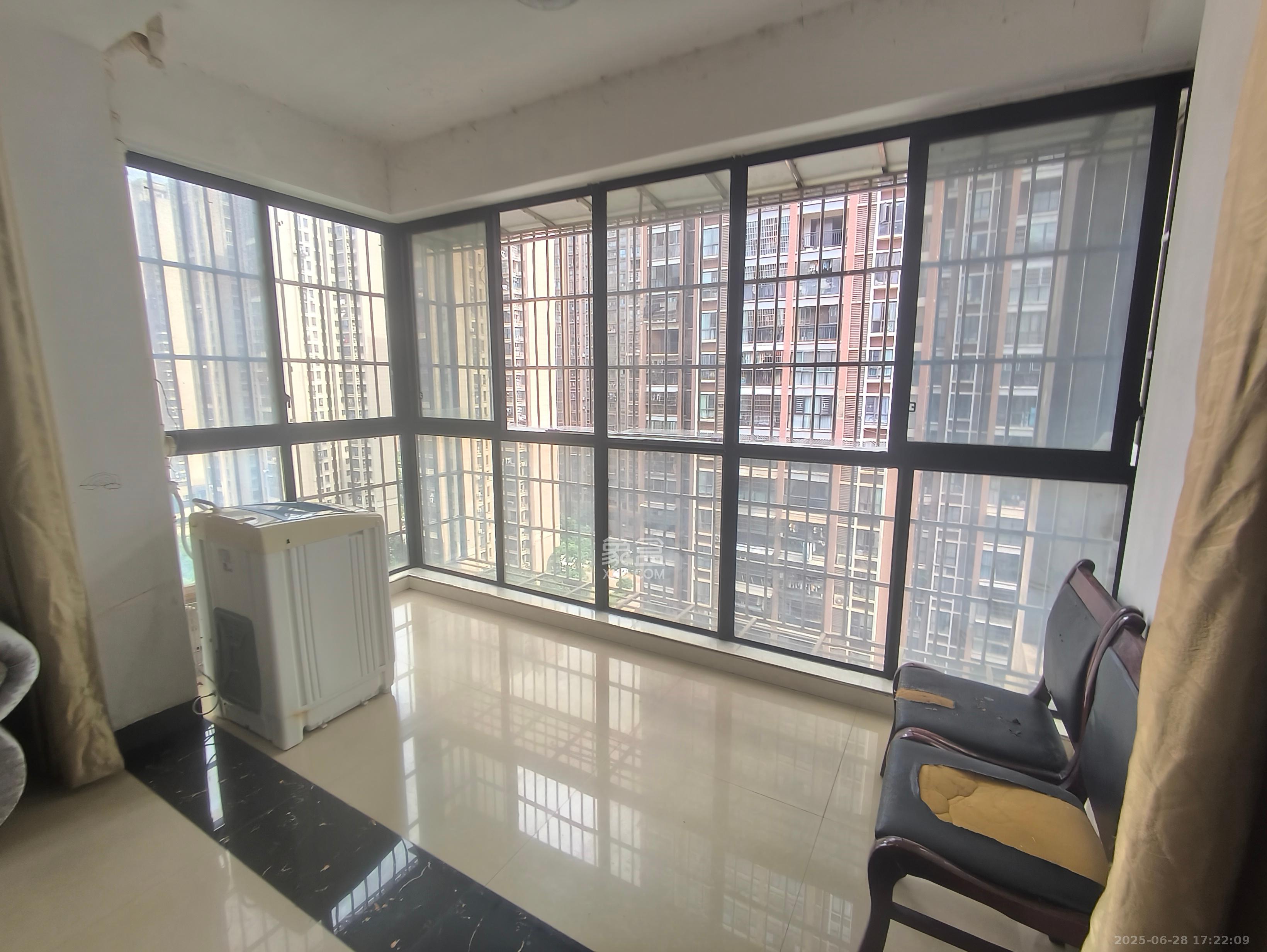 景上鑫苑 4室2厅2卫 2500.0元/月 景上鑫苑 4室2厅2卫 2500.0元/月室内图