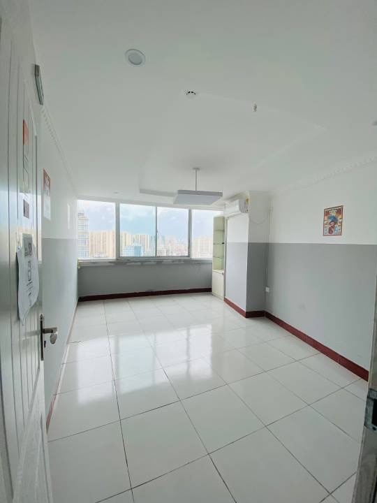 华发大厦 6室2厅2卫 3000.0元/月 华发大厦 6室2厅2卫 3000.0元/月室内图