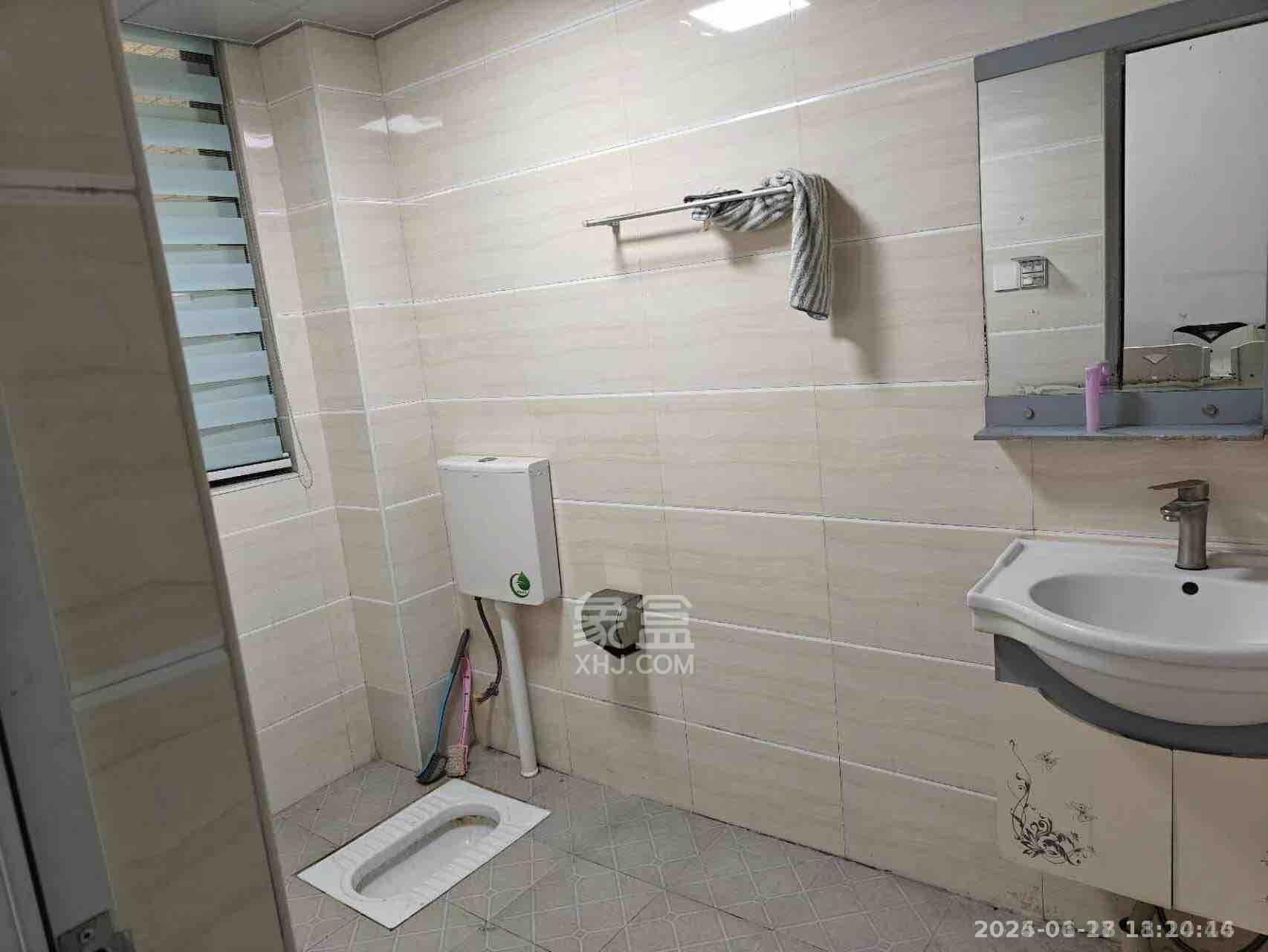 新城首座 1室2厅1卫 1800.0元/月 新城首座 1室2厅1卫 1800.0元/月室内图