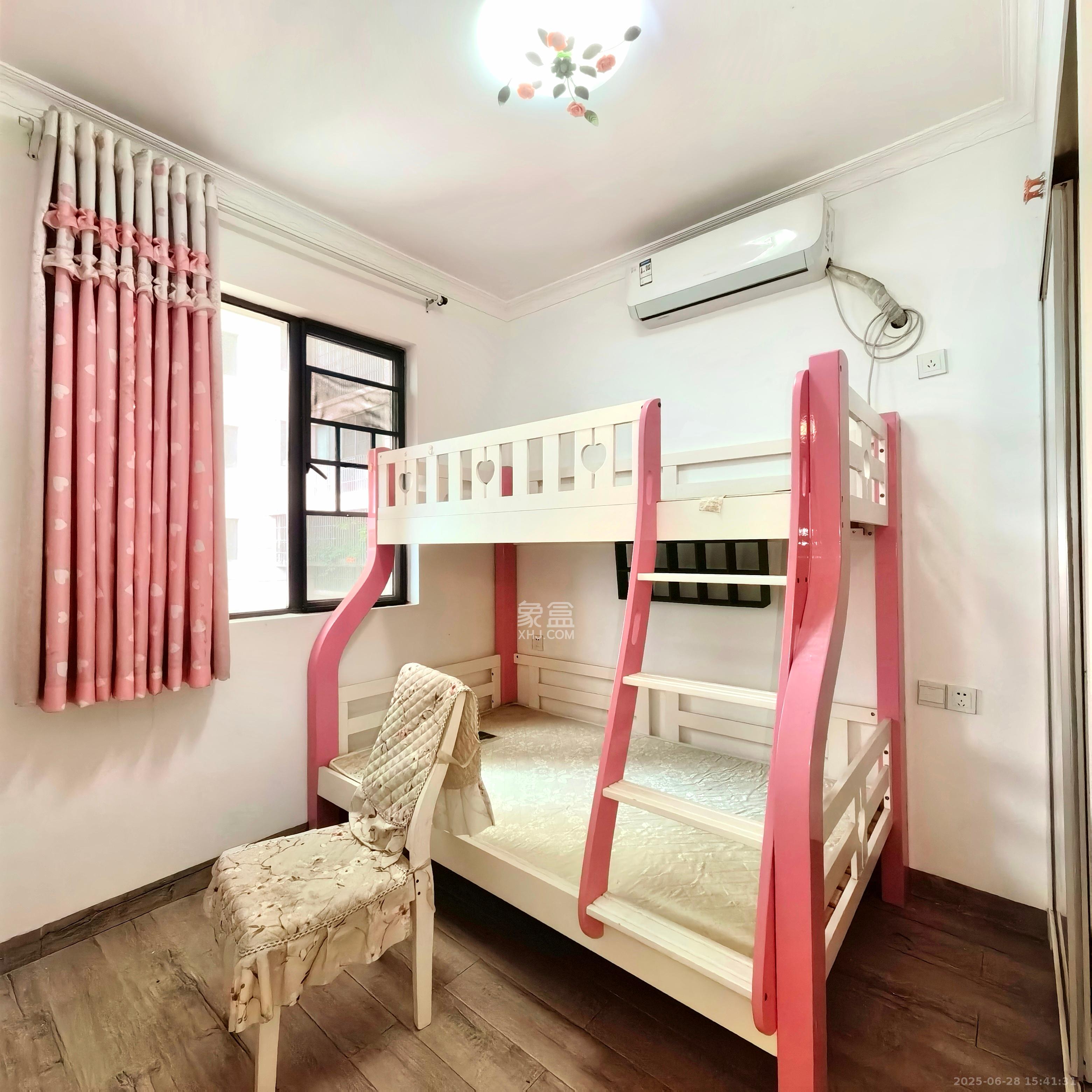 印山蓝色海岸  3室2厅1卫    2100.0元/月室内图