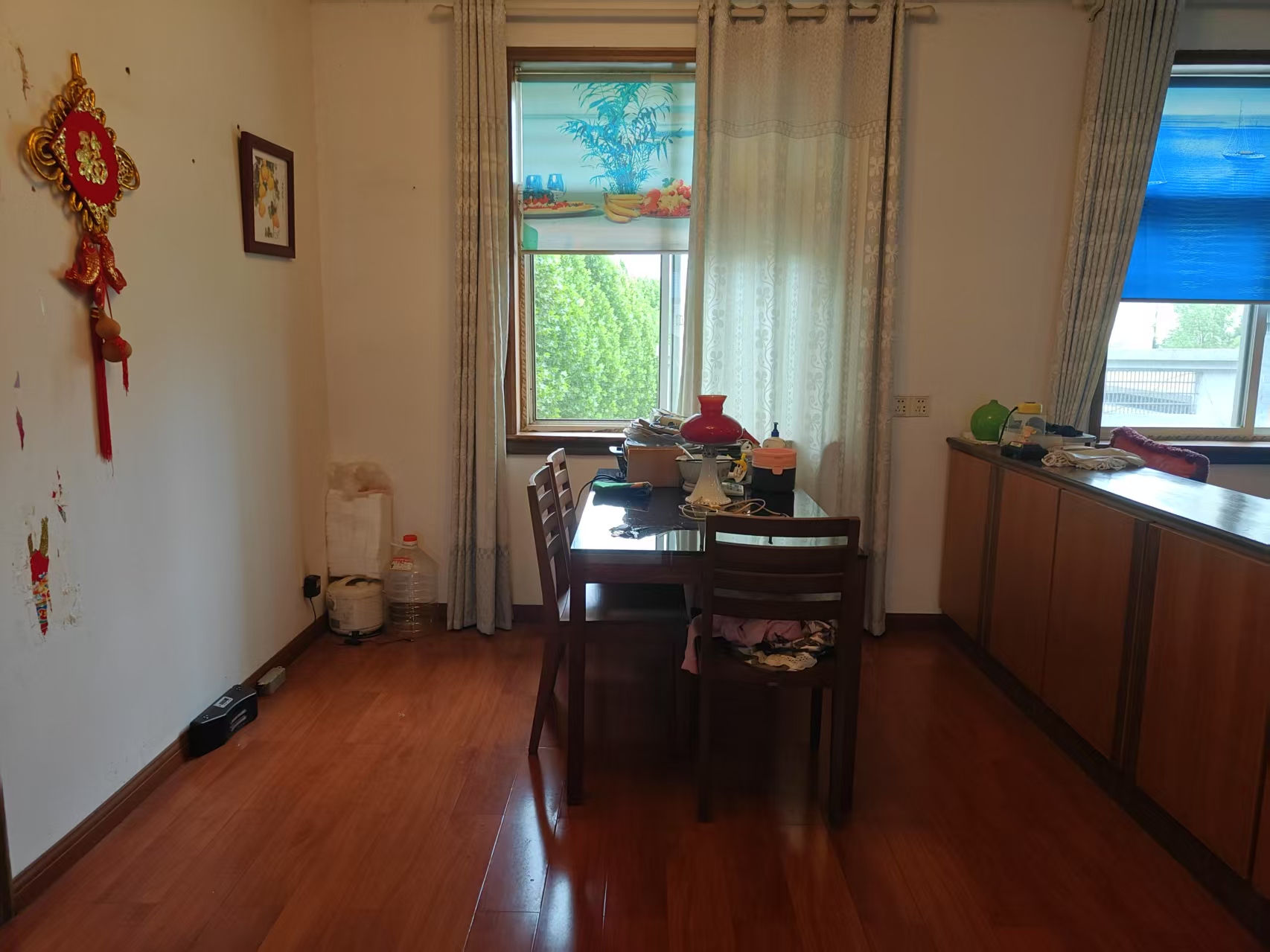 碧翠园石油住宅小区 3室2厅2卫 1700.0元/月 碧翠园石油住宅小区 3室2厅2卫 1700.0元/月室内图