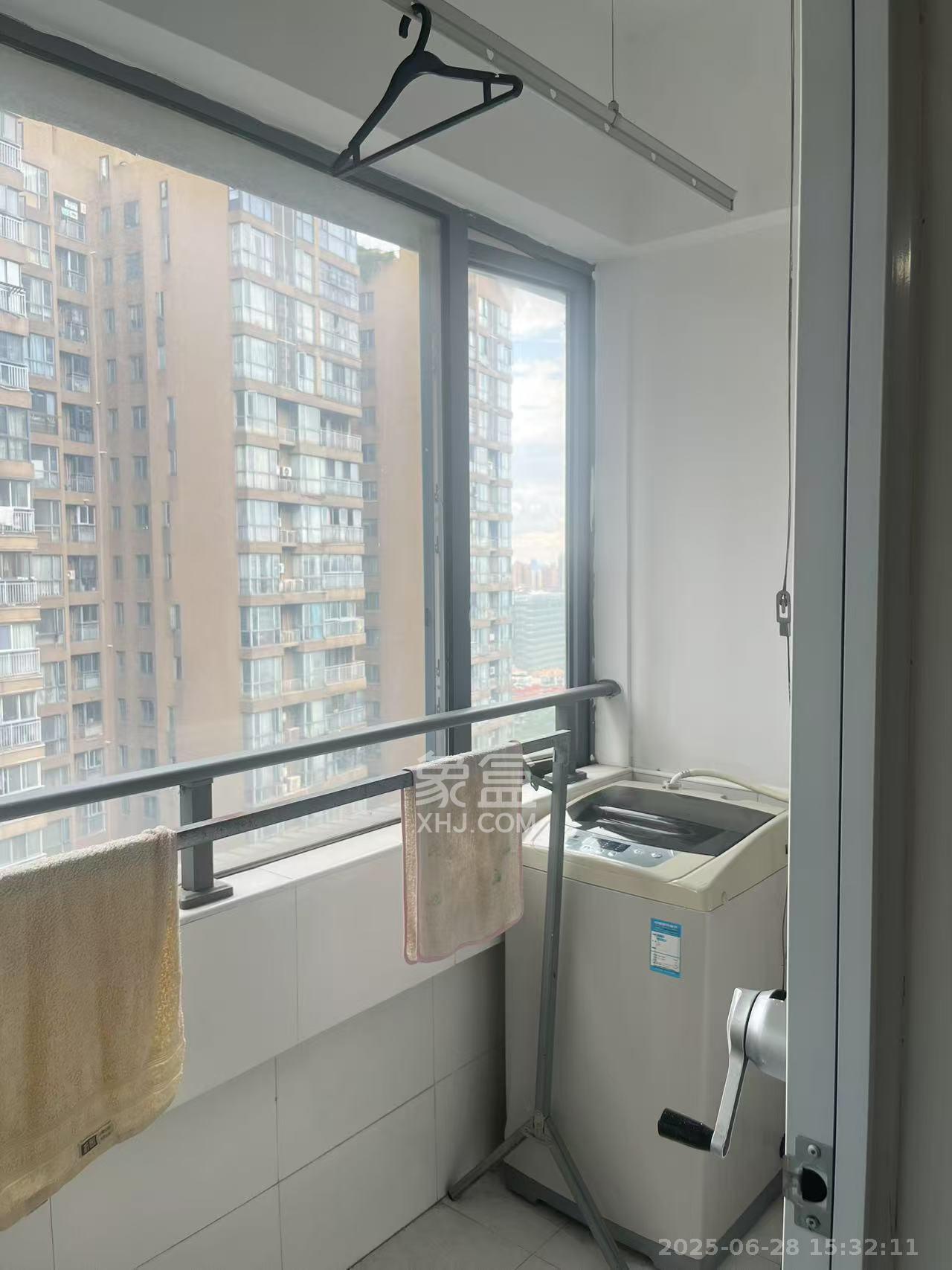 万博汇 1室1厅1卫 1500.0元/月 万博汇 1室1厅1卫 1500.0元/月室内图