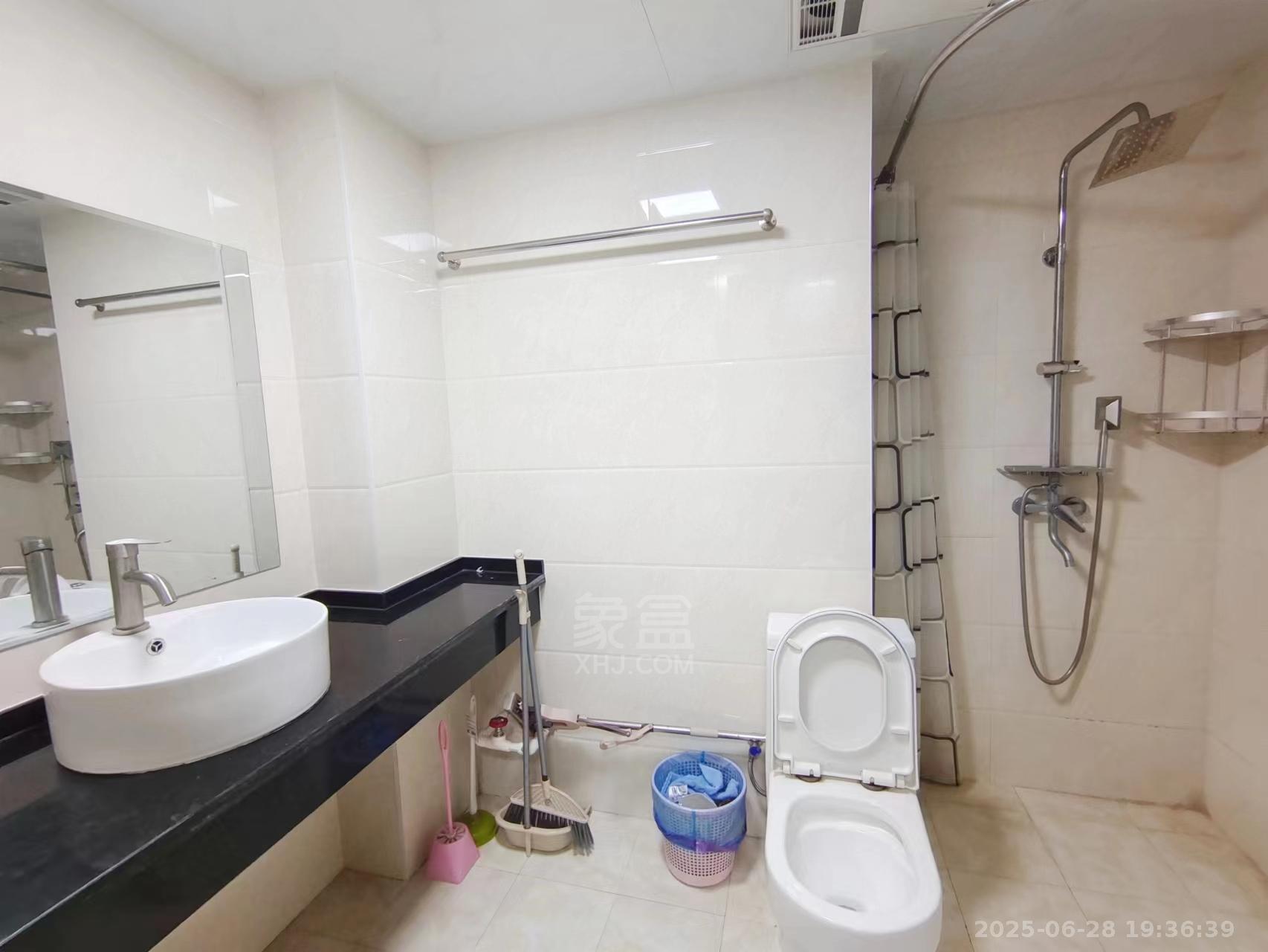 康桥美郡  1室1厅1卫    1200.0元/月室内图