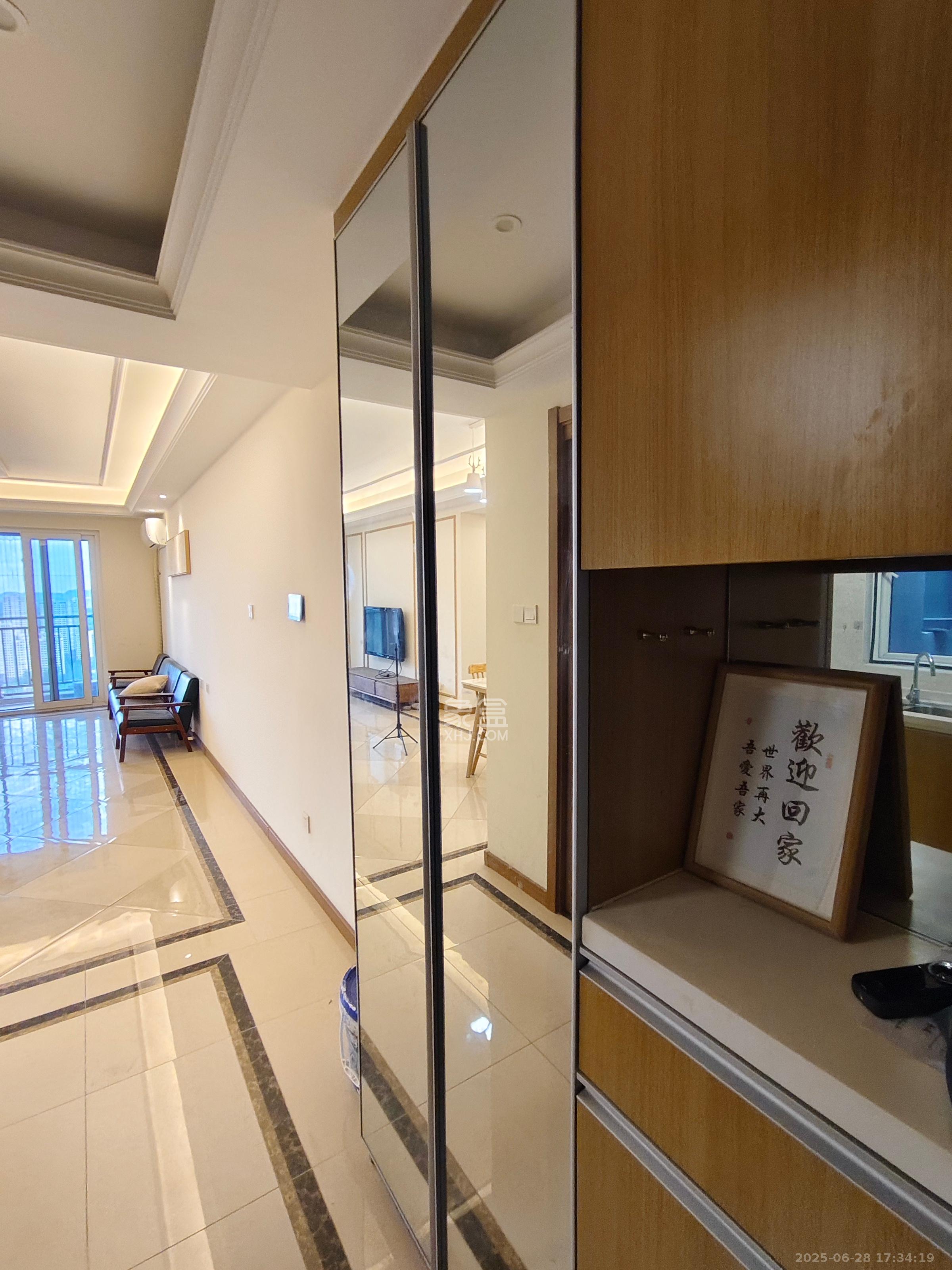 金科集美天辰  3室2厅1卫   1900.00元/月室内图