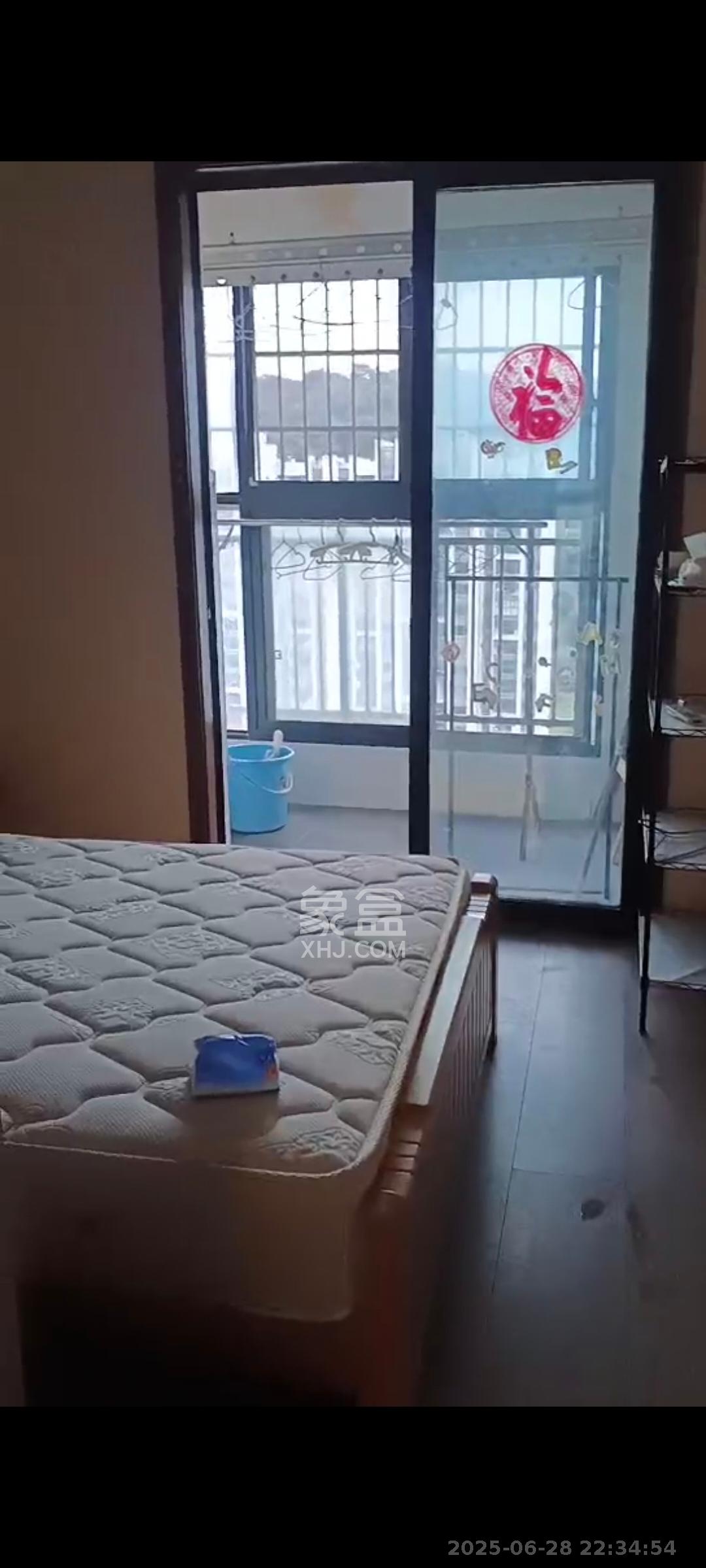 中建麓山和苑 3室2厅1卫 2100.0元/月 中建麓山和苑 3室2厅1卫 2100.0元/月室内图