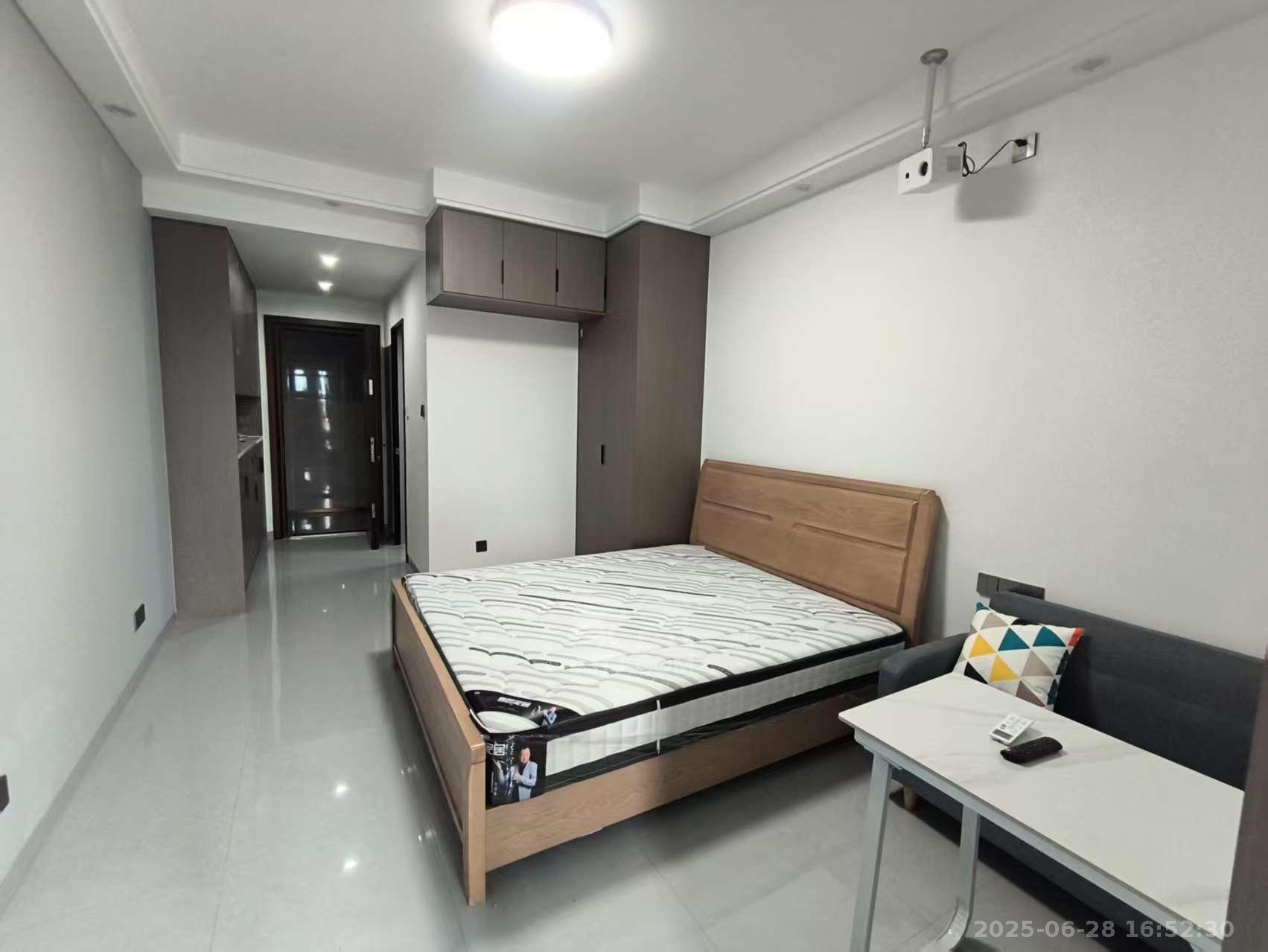 奥园广场 1室0厅0卫 1600.0元/月 奥园广场 1室0厅0卫 1600.0元/月户型图