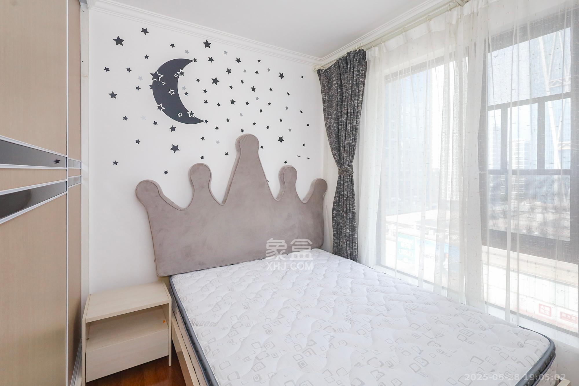 协信星澜汇  3室2厅1卫    99.0万 协信星澜汇  3室2厅1卫    99.0万卧室