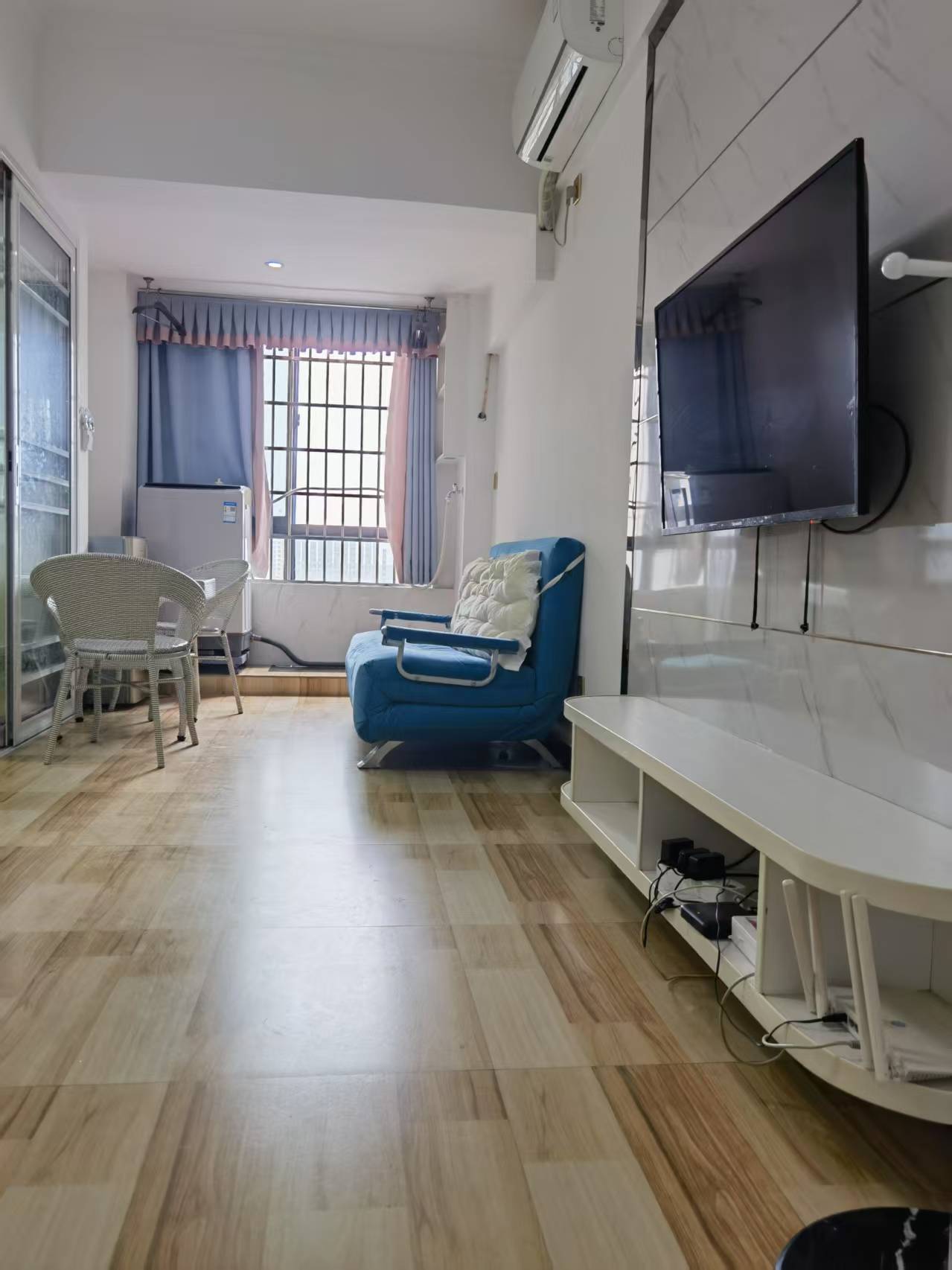 东方曼哈顿 1室1厅1卫 1300.0元/月 东方曼哈顿 1室1厅1卫 1300.0元/月室内图