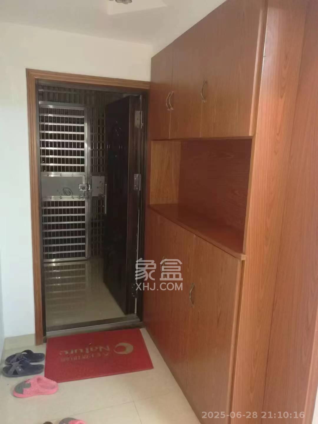 麓谷锦和园  3室2厅1卫   2200.00元/月室内图