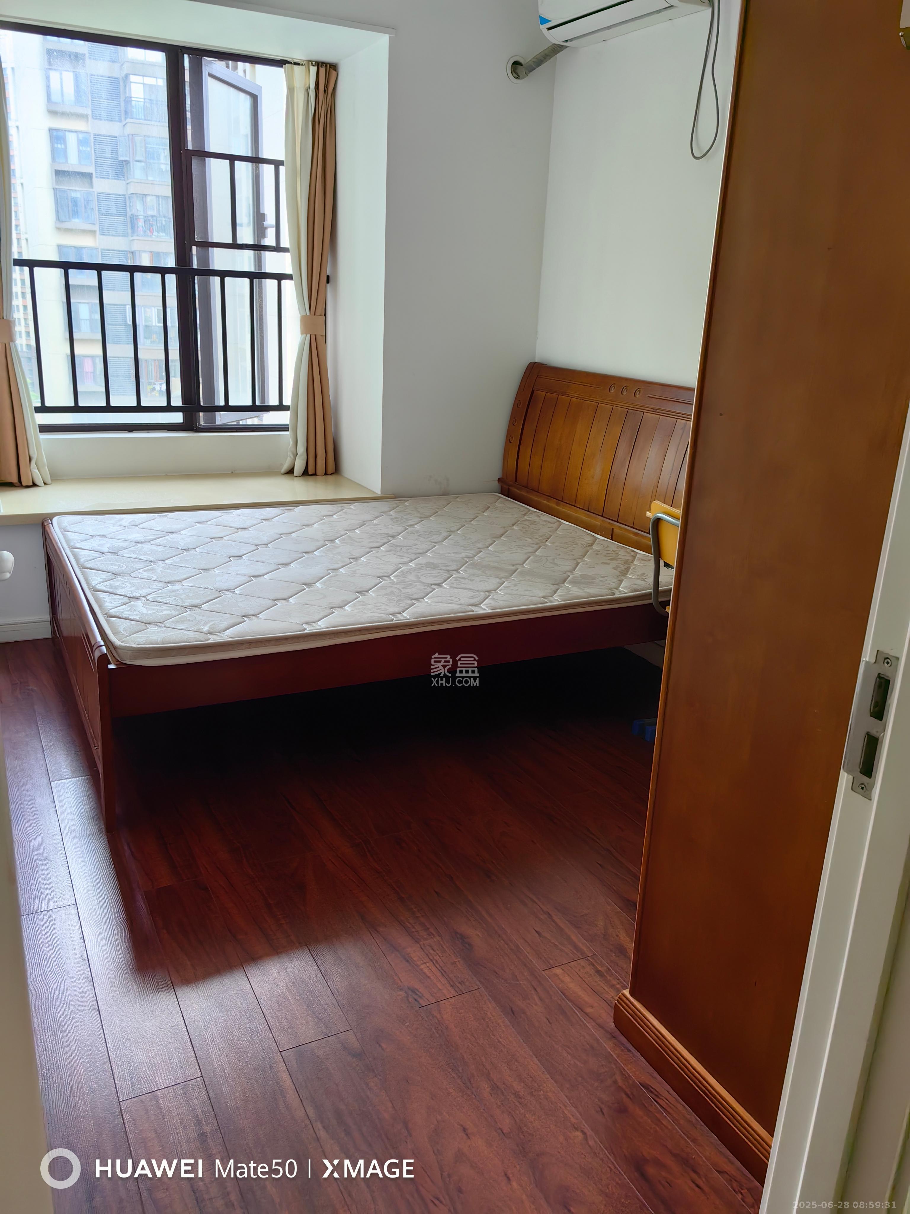 万科里梅溪郡  4室2厅2卫   3800.00元/月室内图